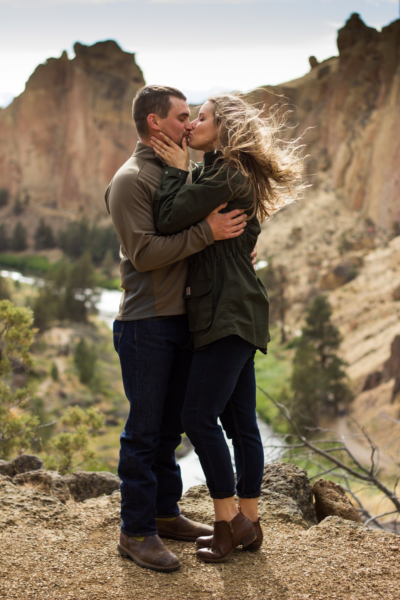 Couples and engagement photographer in Vancouver Washington Jaime Bugbee