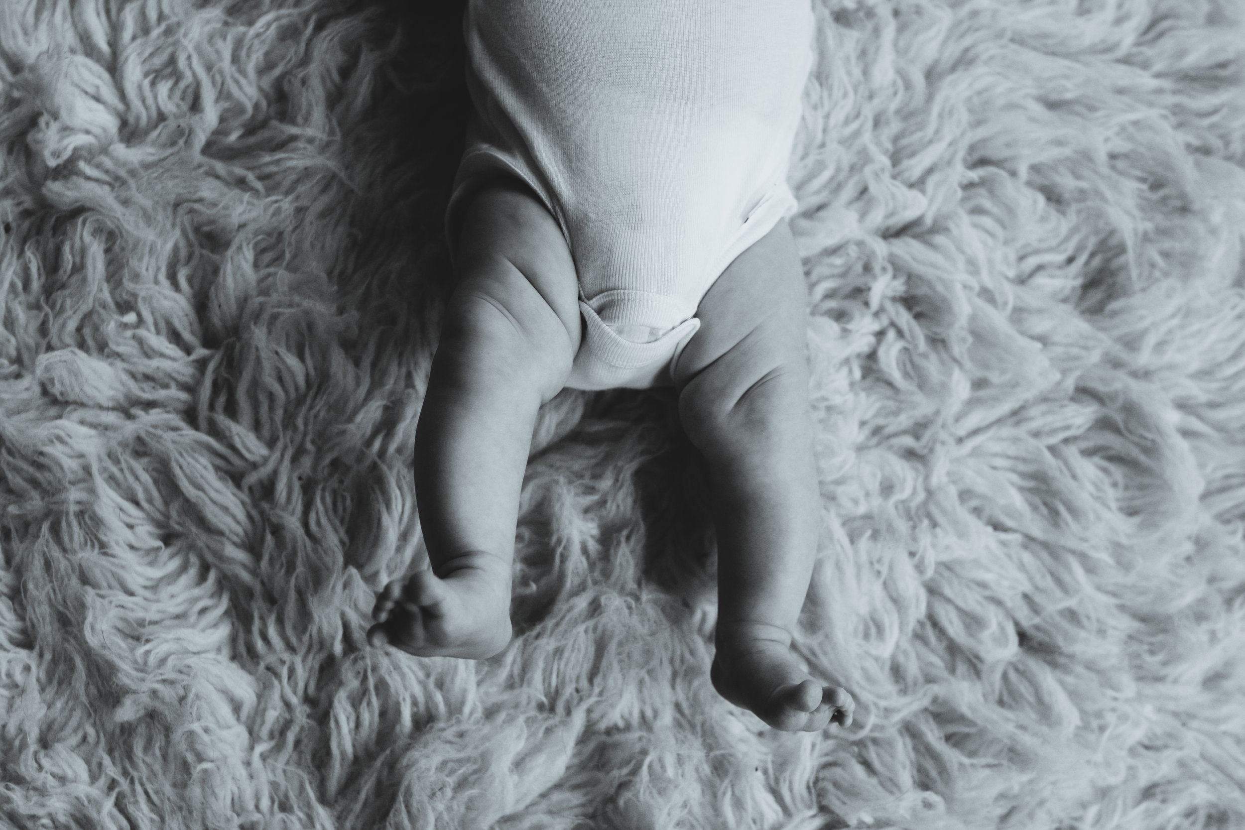 Newborn feet | Jaime Bugbee Photography