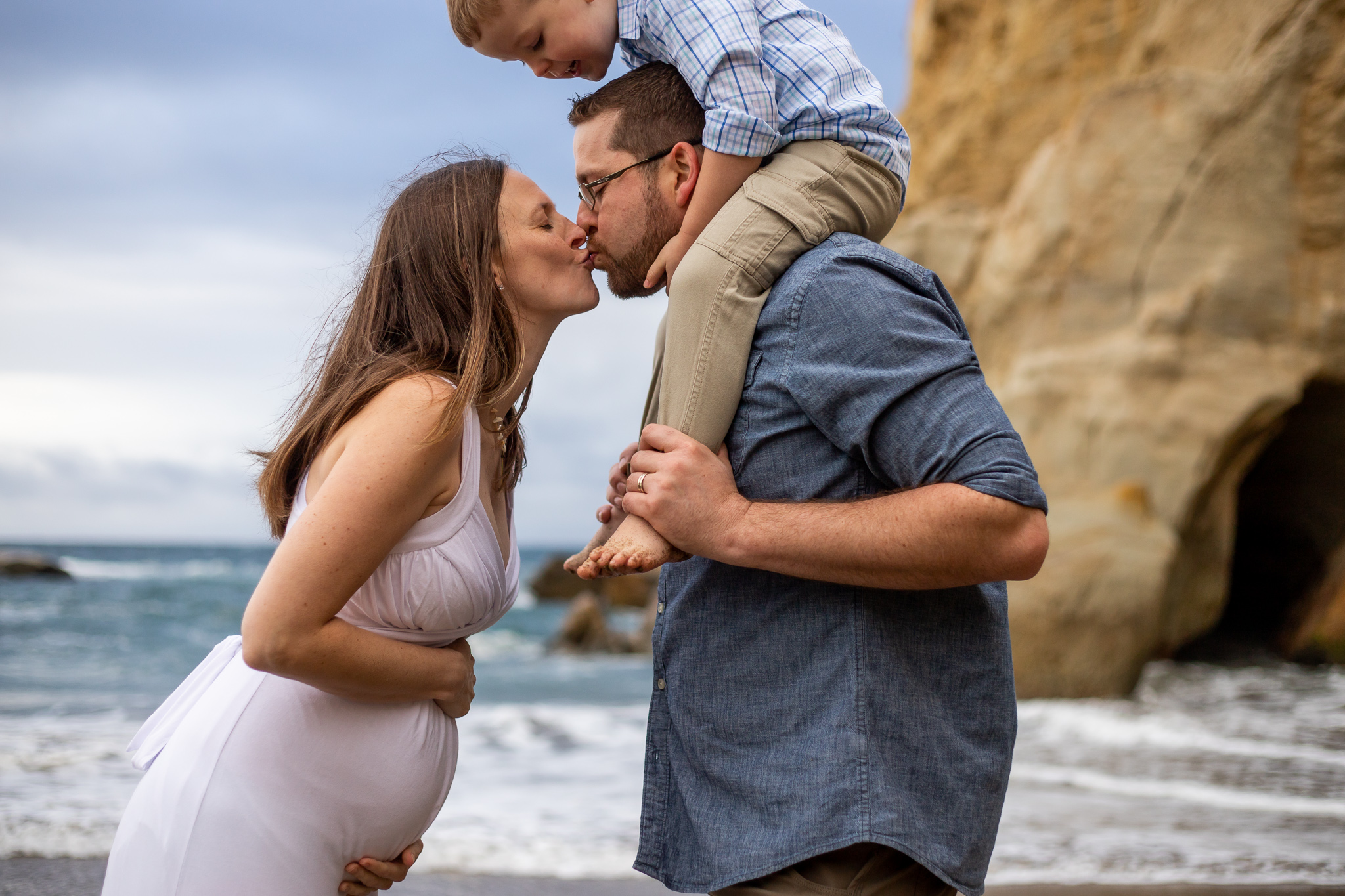 Vancouver Washington Maternity Photographer When is The Best Time for