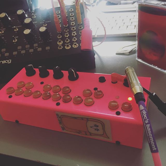 ❤️ me some #critterandguitari #bolsabass and @moogsynthesizers #mother-32 ...working on a remix for @weareparasols &lt;3.  #synthsexual