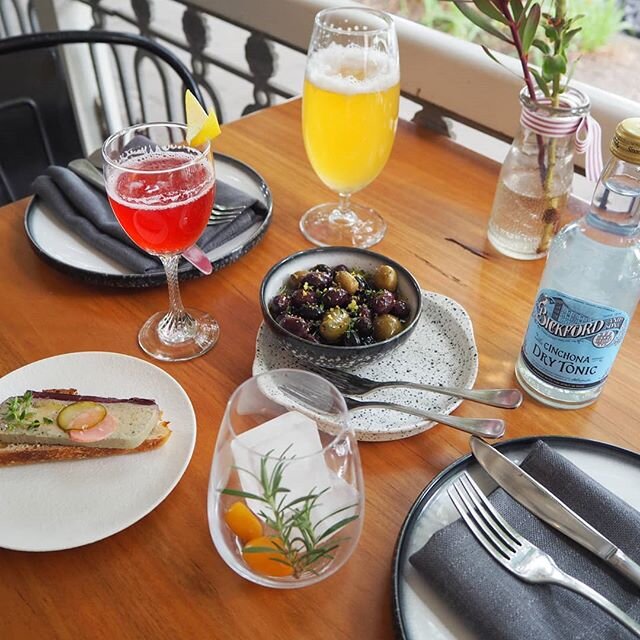Enjoying a #southaustralian cocktail and some local nibbles on our shady deck....
Our cocktails are made with 100% South Australian spirits, and we have more than 14 SA gins on offer too.