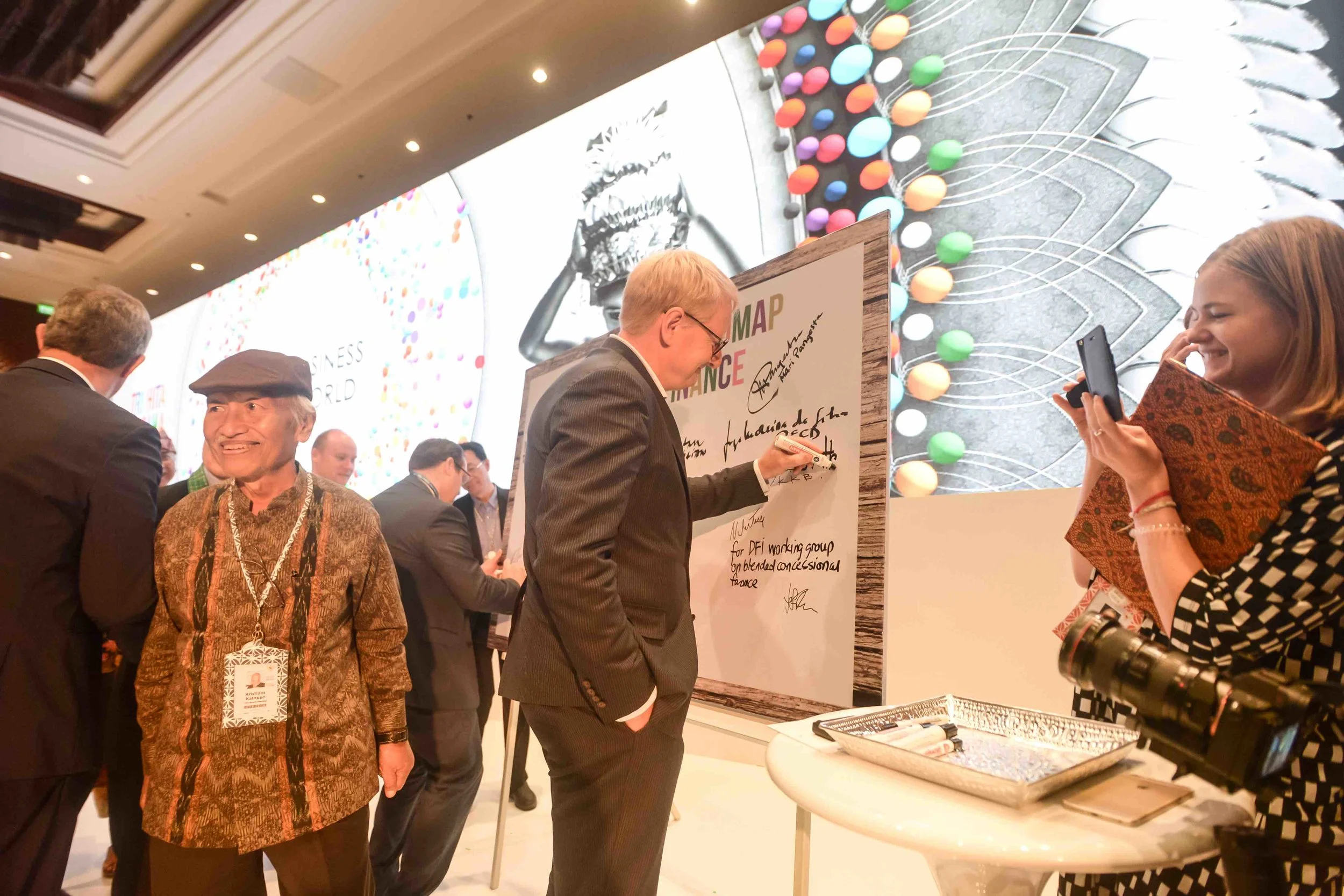 TRI HITA KARANA ROADMAP FOR BLENDED FINANCE