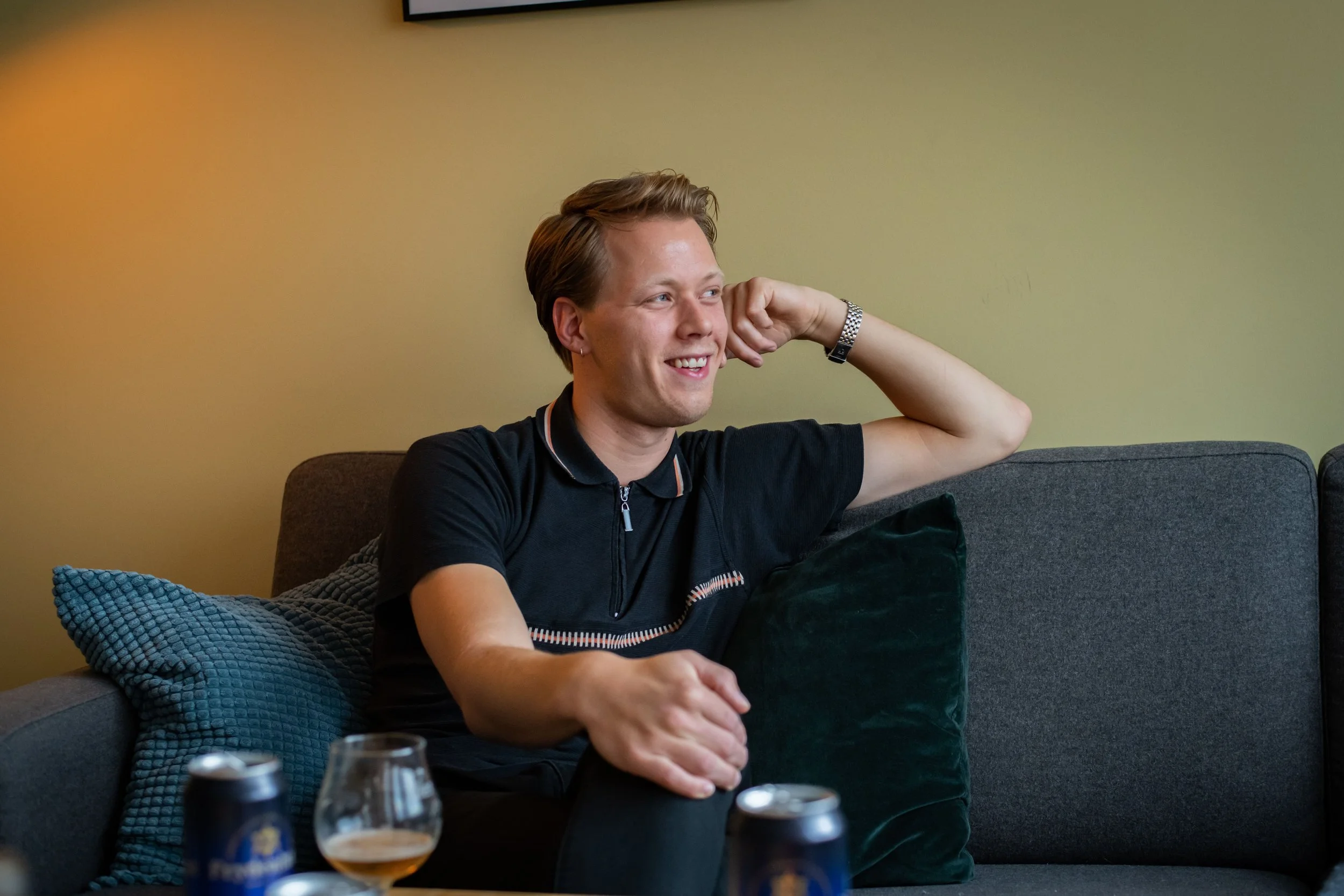 Øl i glasset inne.jpeg