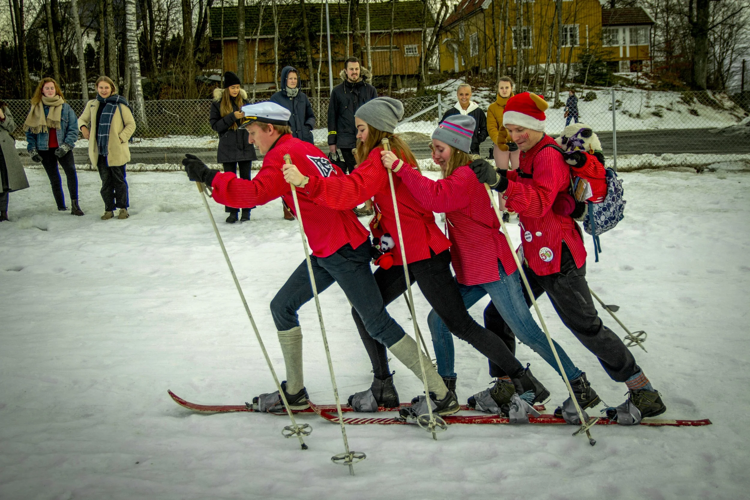 Skyt ikke hesten før rennet er gått