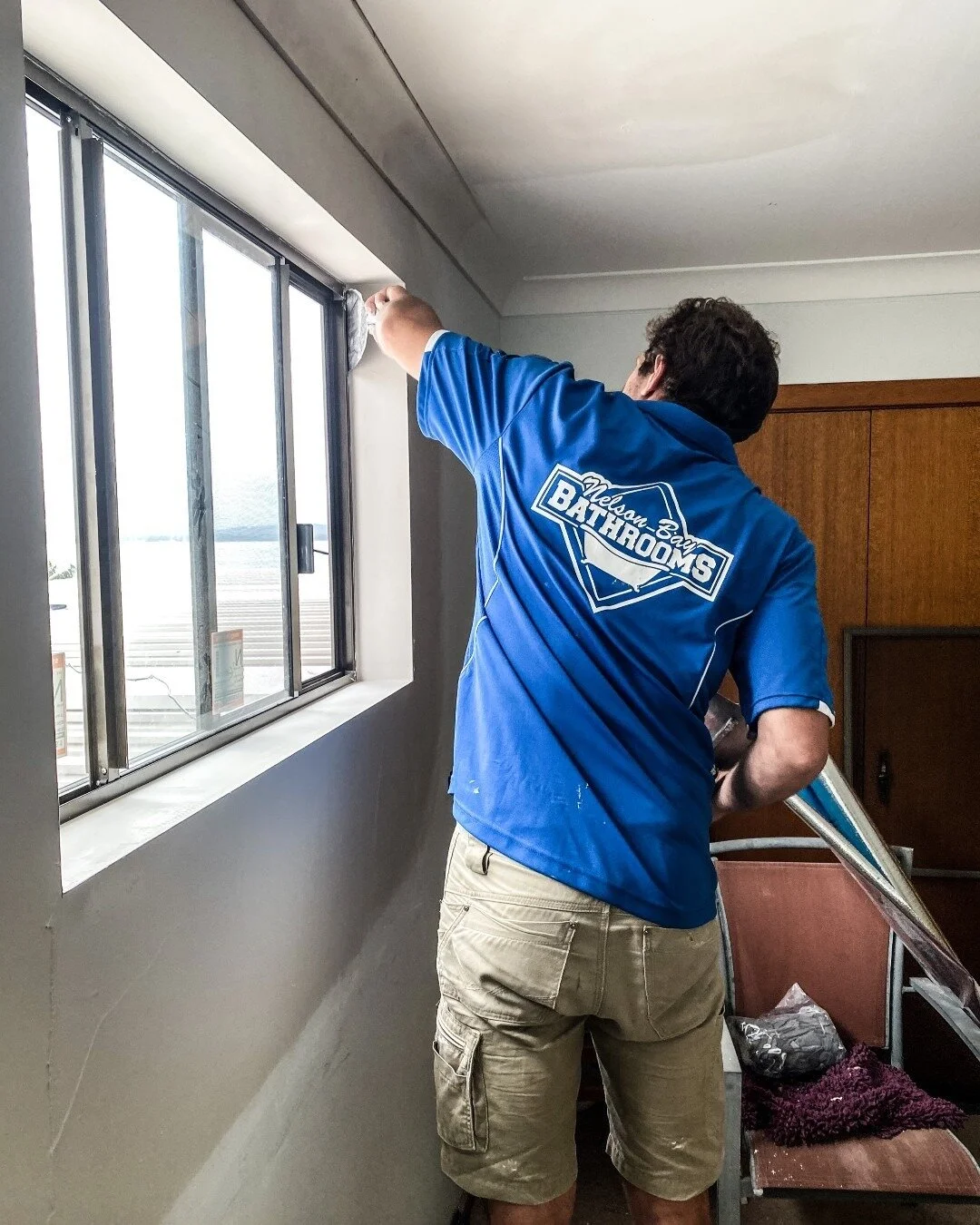 Them new window feels 👌#nelsonbaybathrooms #bathroomrenovations #homerenovations #squaresetting #newwindow #happytuesday #corlette
