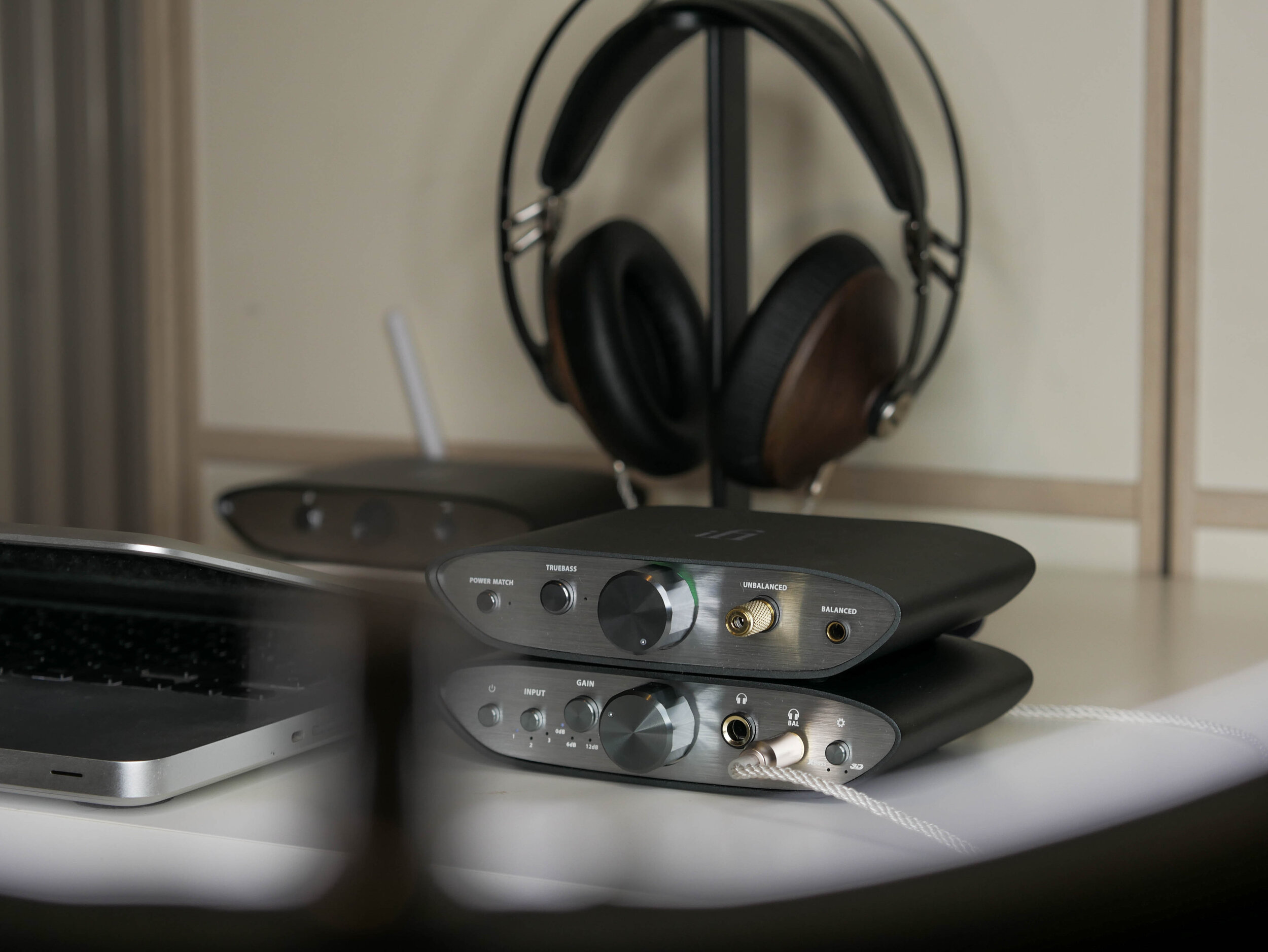 iFi Zen DAC V2 review: an Award-winning budget DAC/headphone amp