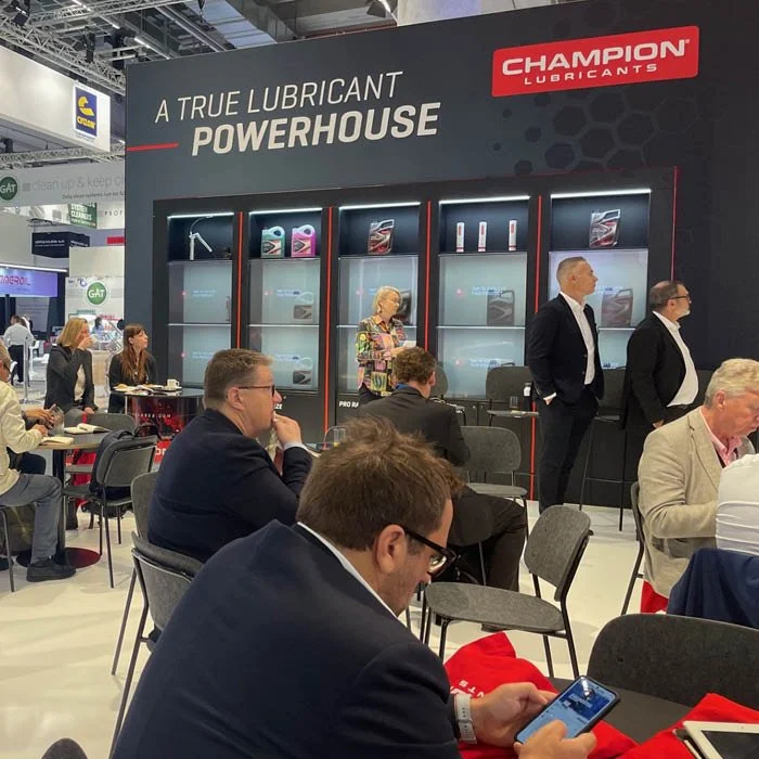 Wolf Oil and Champion Lubes joint press conference AutoMechanica Frankfurt_01