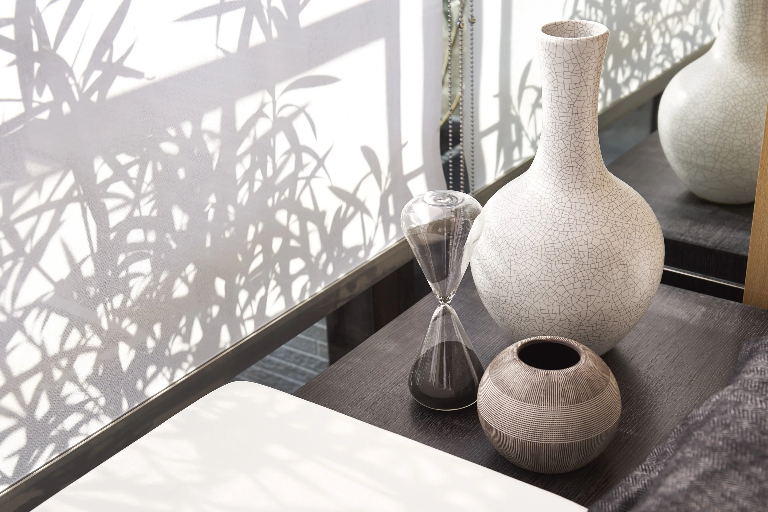 We work on every levels to appeal to the viewers’ all senses