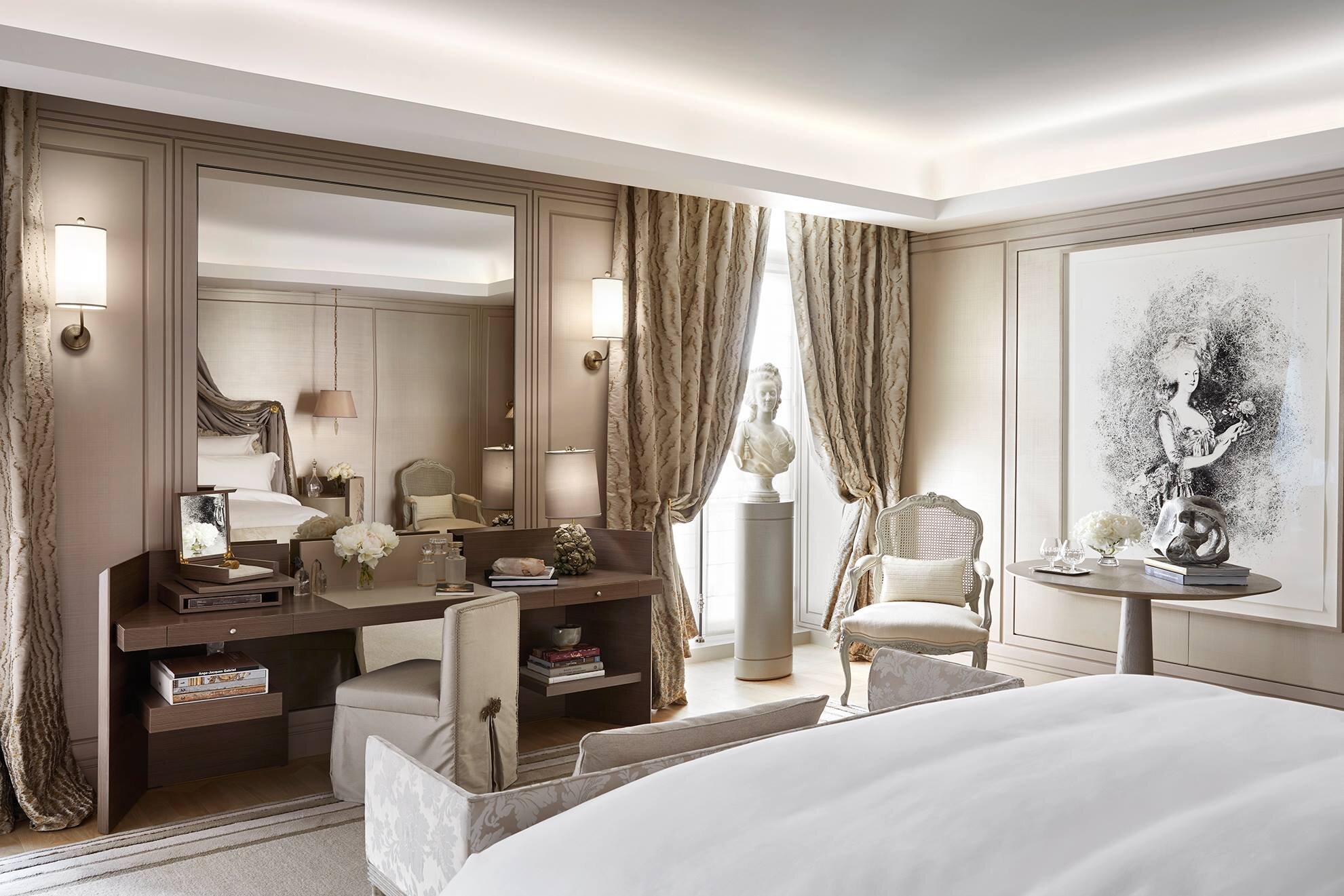 The elegant Marie Antoniette Suite in this beautiful hotel. Photo from hotel de crillon.