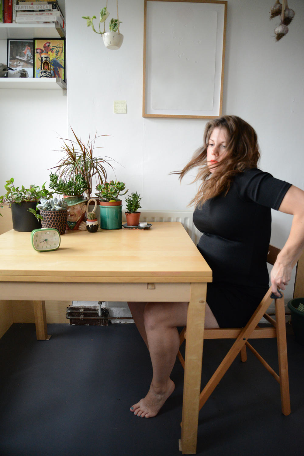 Georgie Jasper White_DISAPPEARING_Time Checking_023_72dpi.JPG