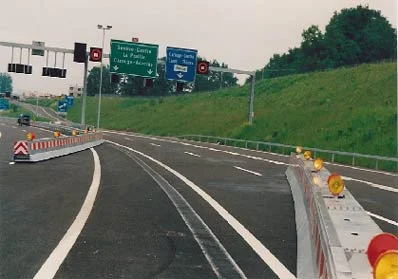 photo1a.jpg
