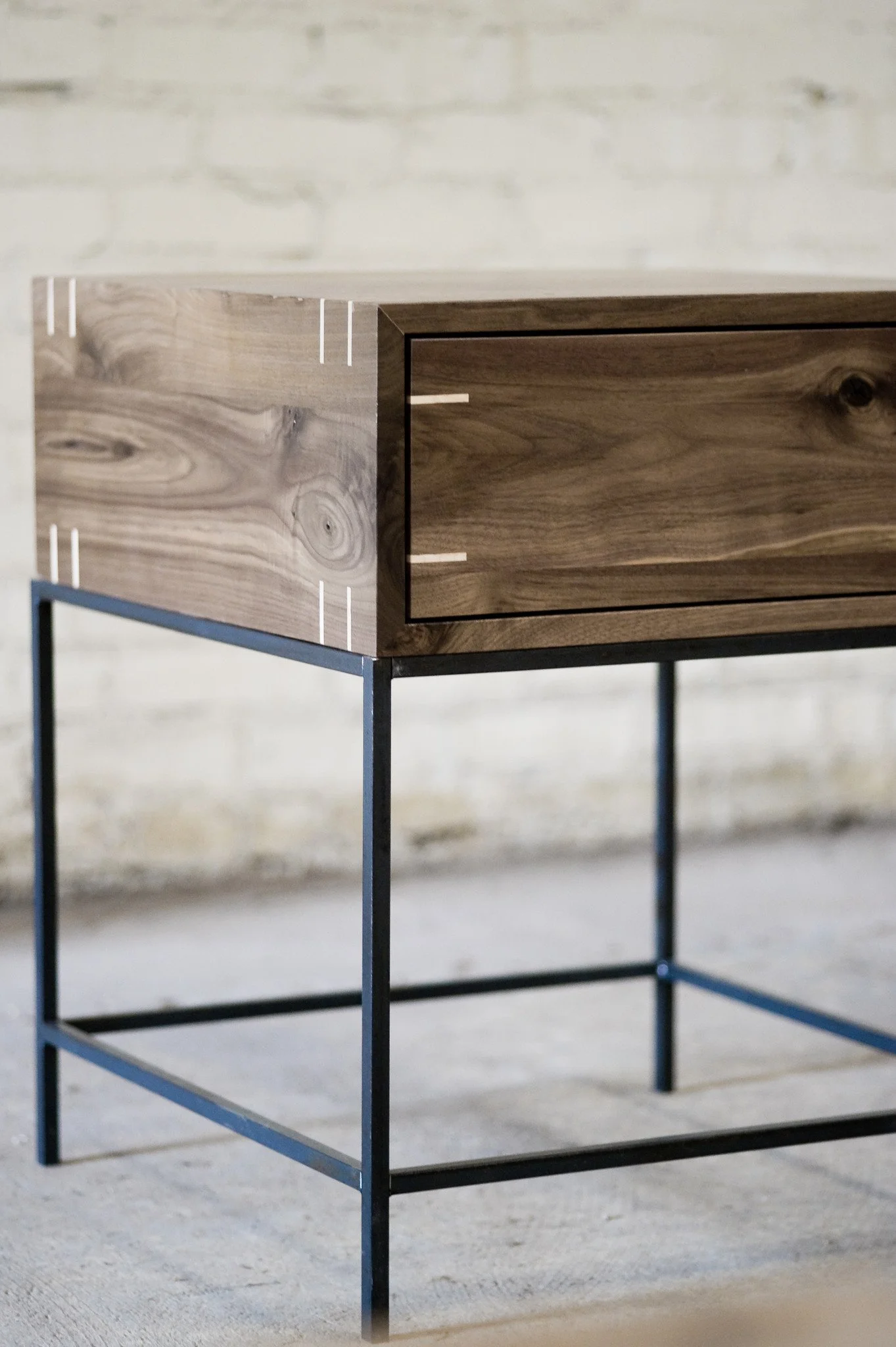 Myers_End_Table_Black_Walnut_Ebony_or_Maple_Splines_Steel_Base_13.jpg