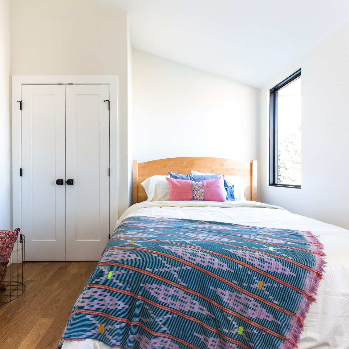 121418+-+guesthouse+2550+balsam+dr-464.jpg