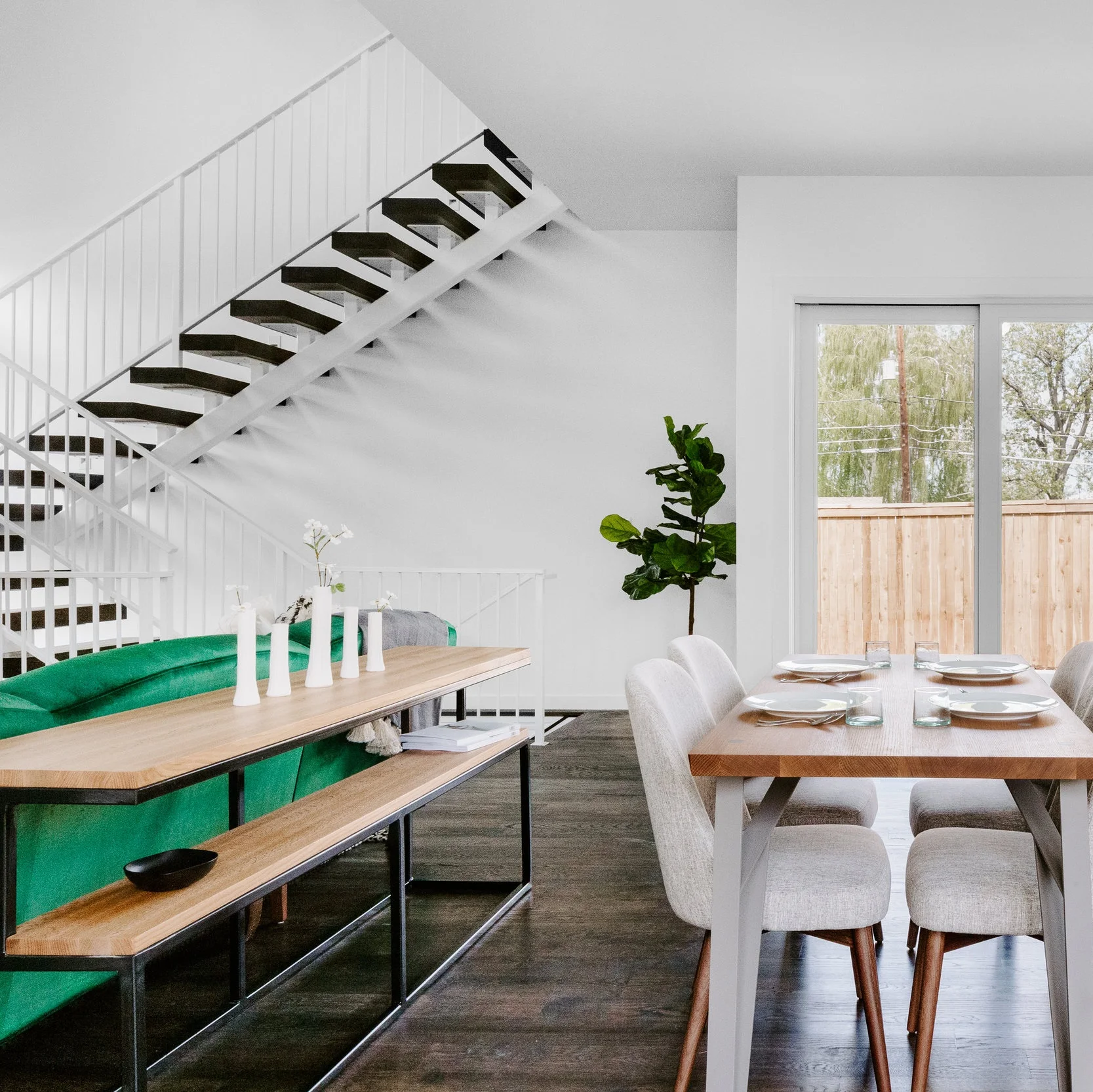 050419+-+3057+s+university+gueshouse+-202-Retouched+%281%29.jpg