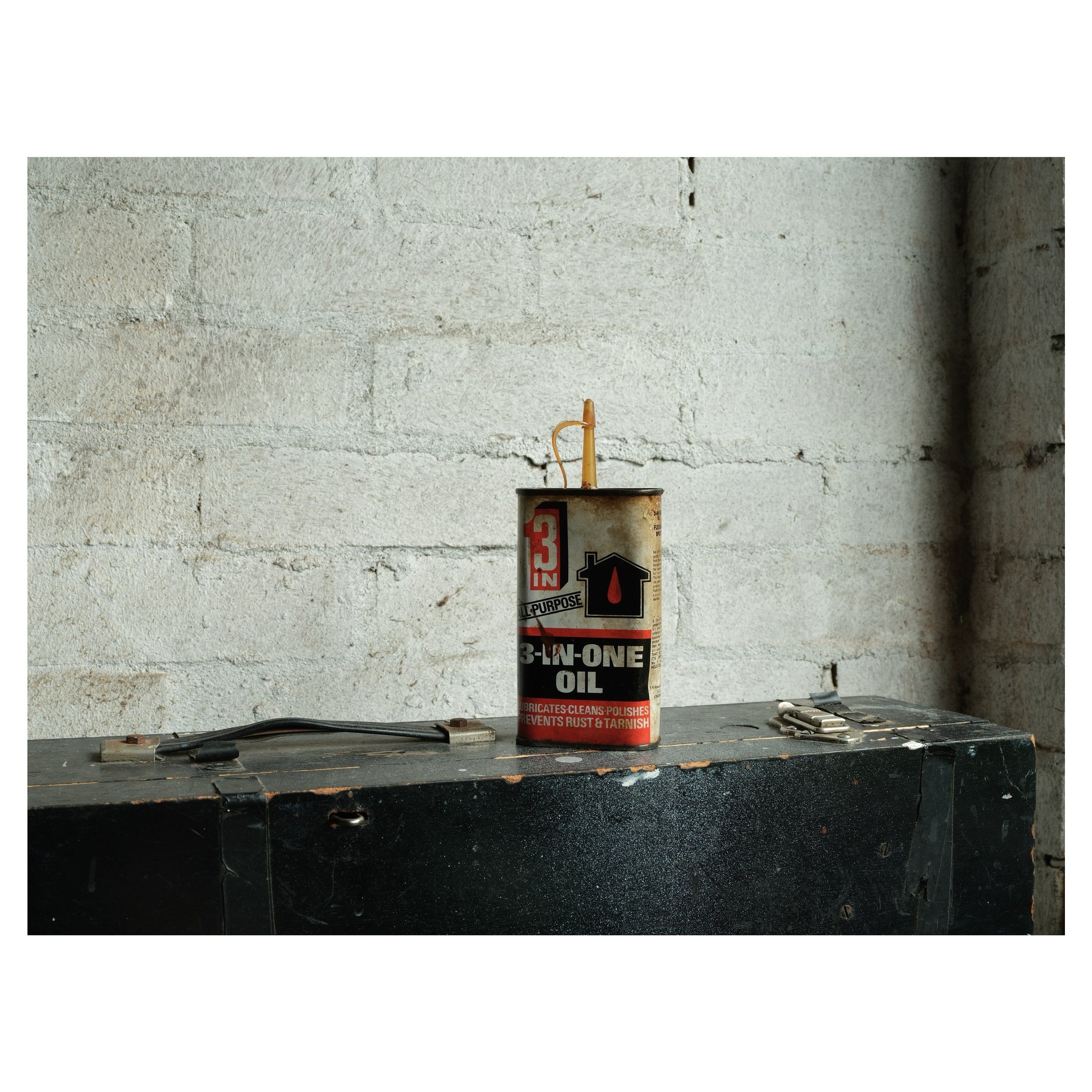 3IN1 oil, this can has been in our family garage for as long as I can remember and it is still around 1/3 full.
.
.
.
.
.
#3in1oil #oilcan #lubricant #protect #garage #preston #penwortham #fujifilmgfx100s #dadsgarage