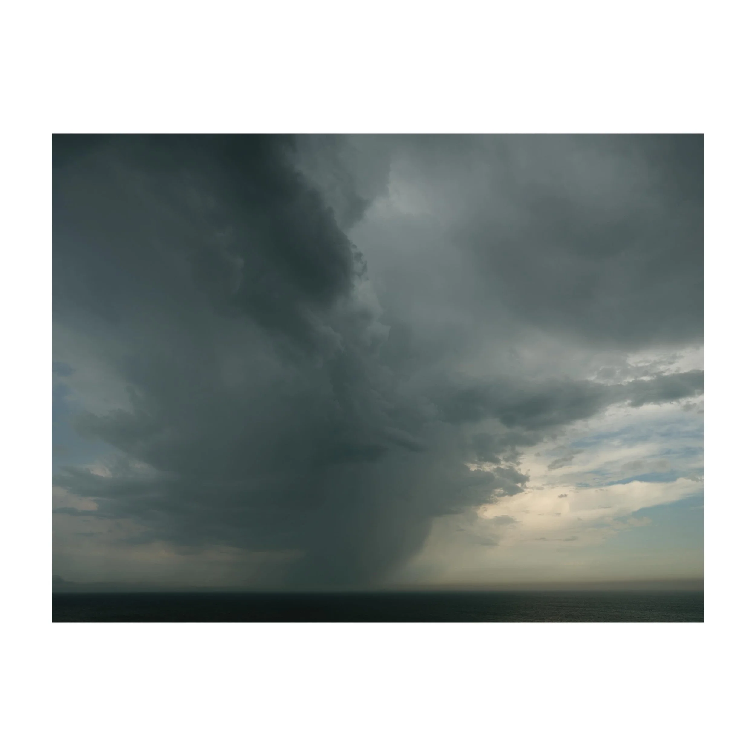 Passing clouds.
.
.
.
.
.
#clouds #nephology  #cloudscape #horizon #thunder