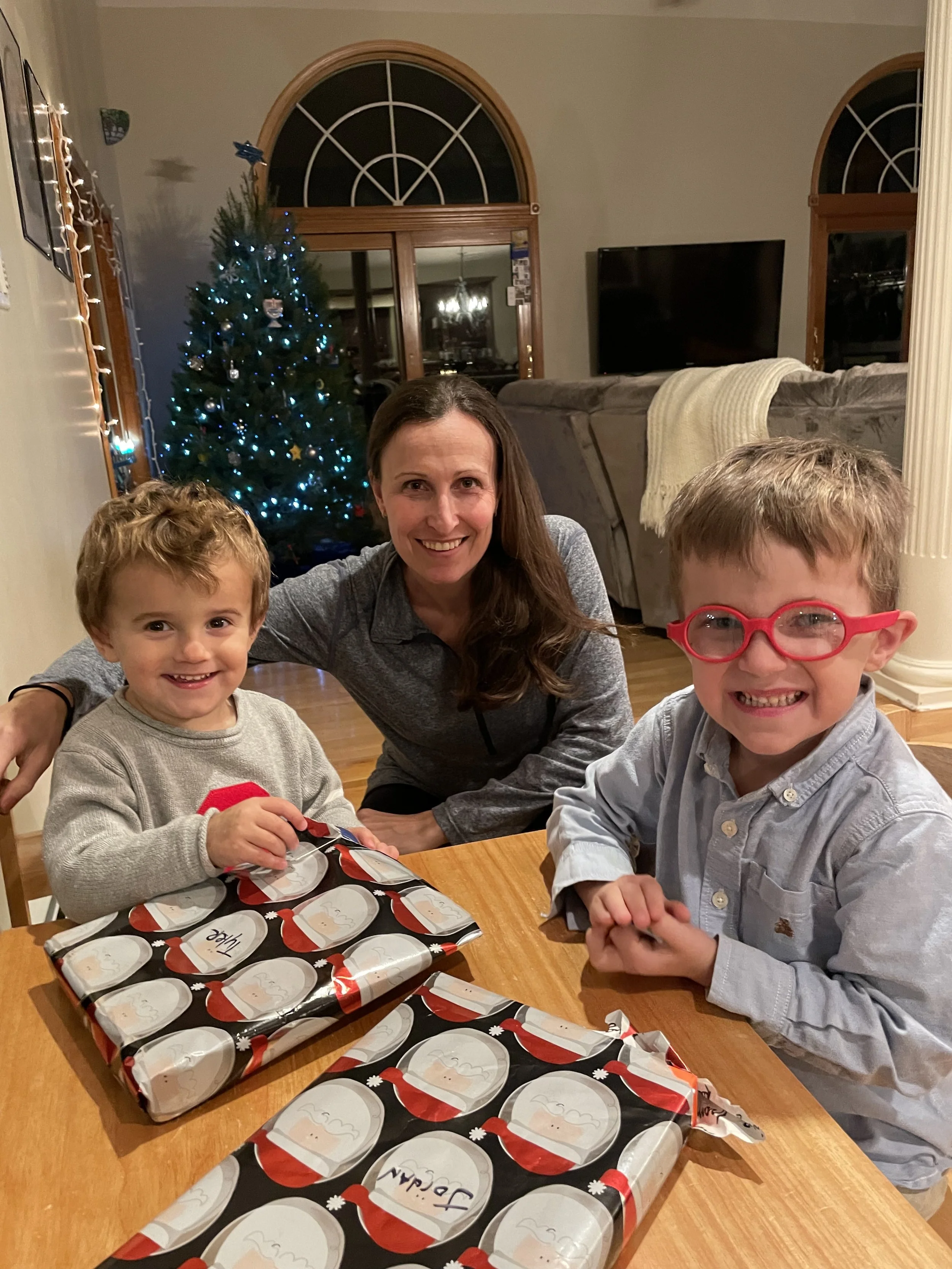 Surviving the holiday party circuit 