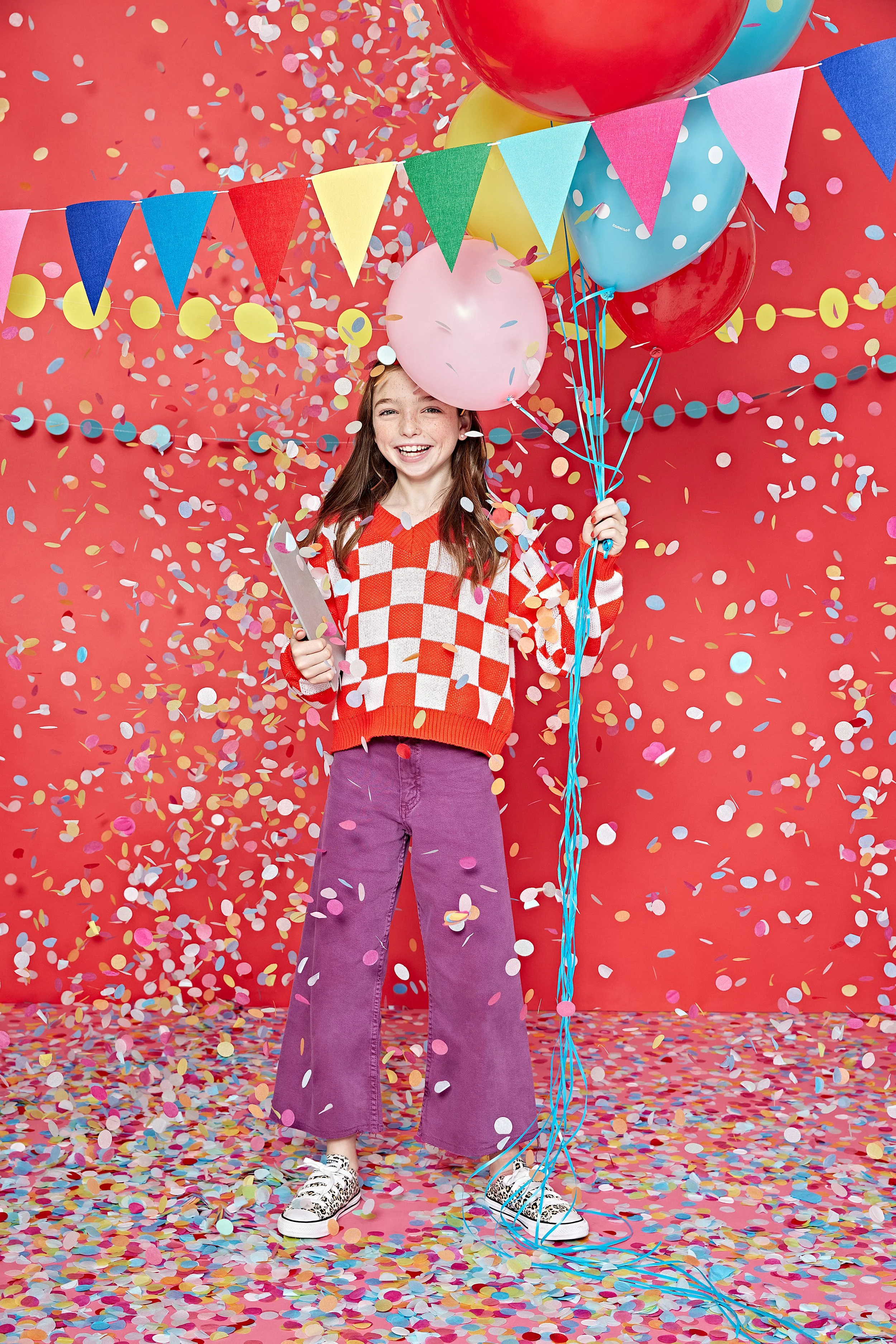 Day2_Seamless_Confetti_Shot_103 copy.jpg