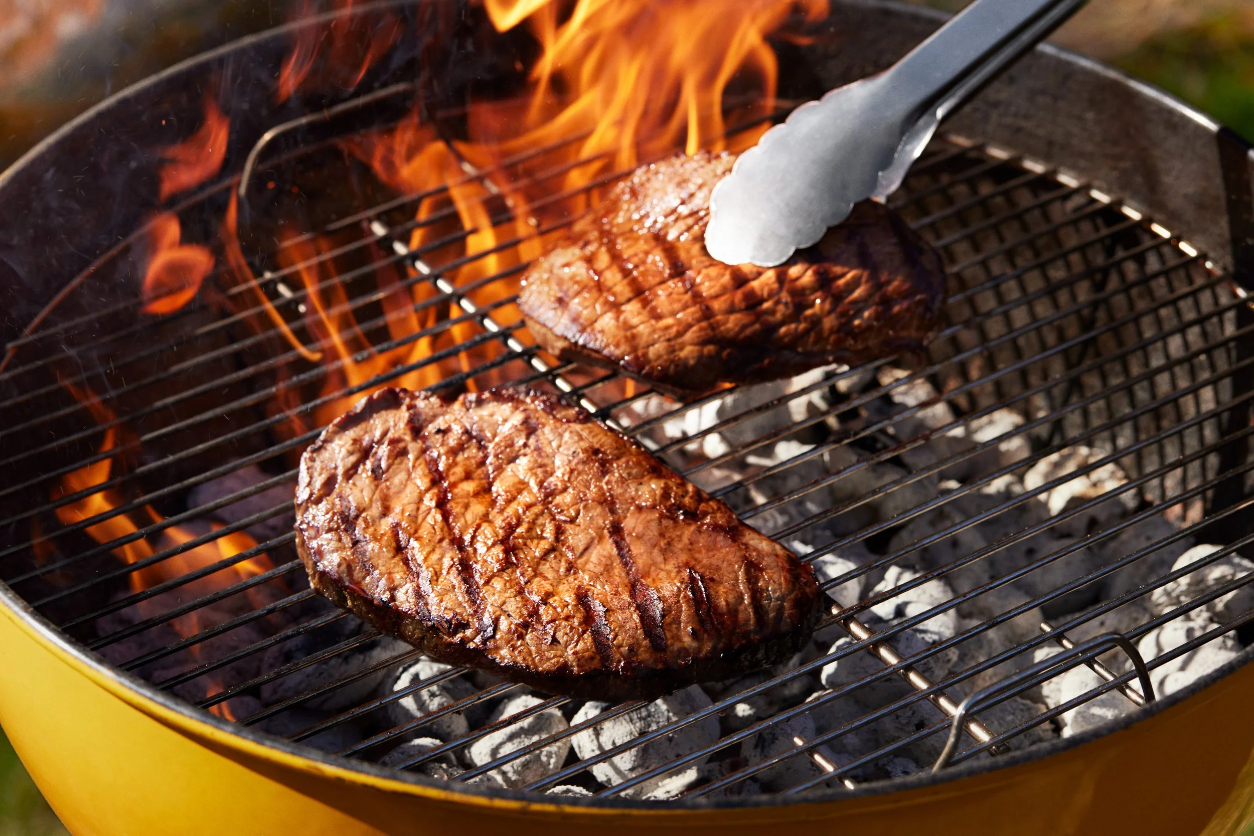 24-02 2778-01B ANI_CAV BBQ STEAK.JPG