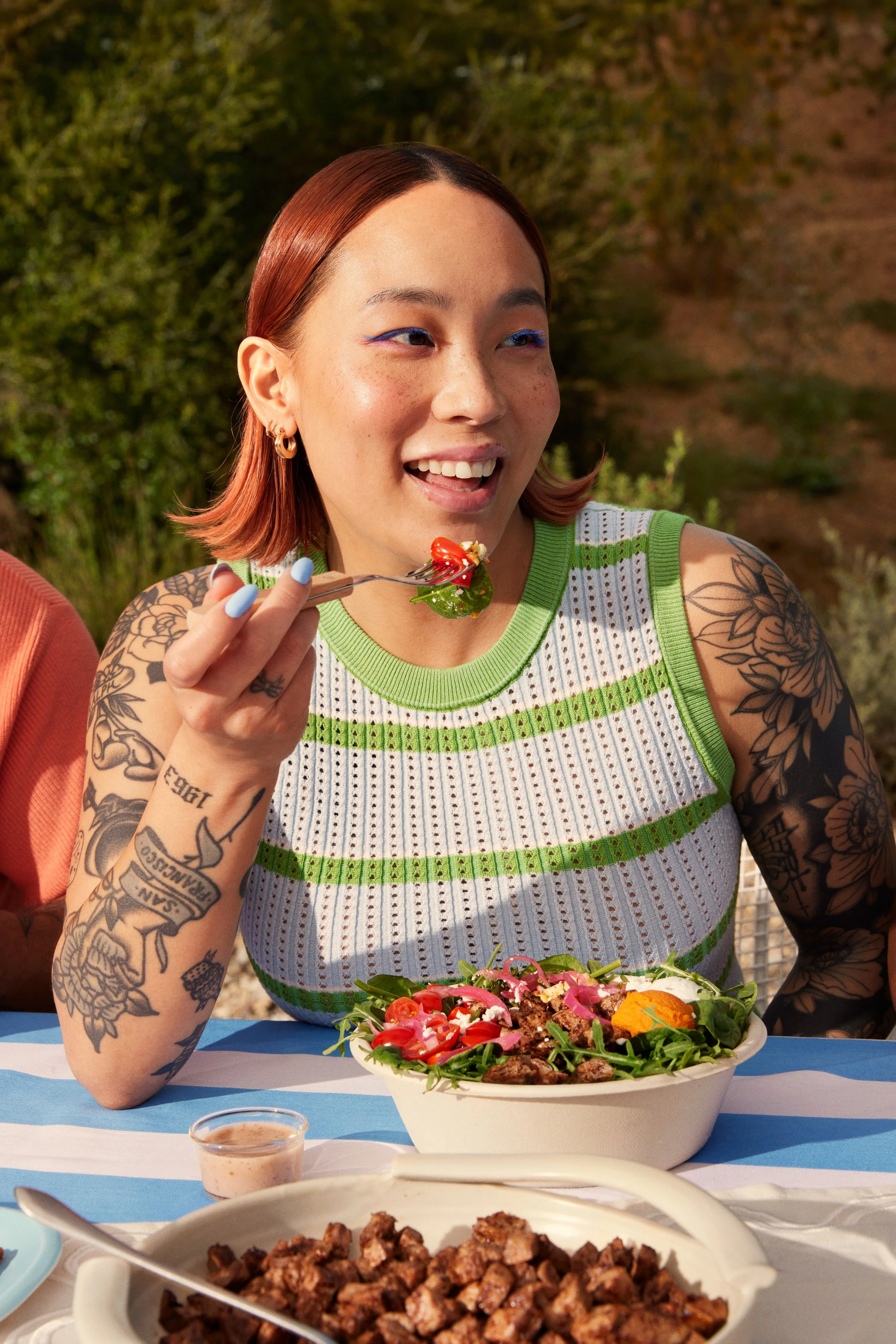 24-02 2778-24C ANI_CAV HERO TABLE WIDE.JPG