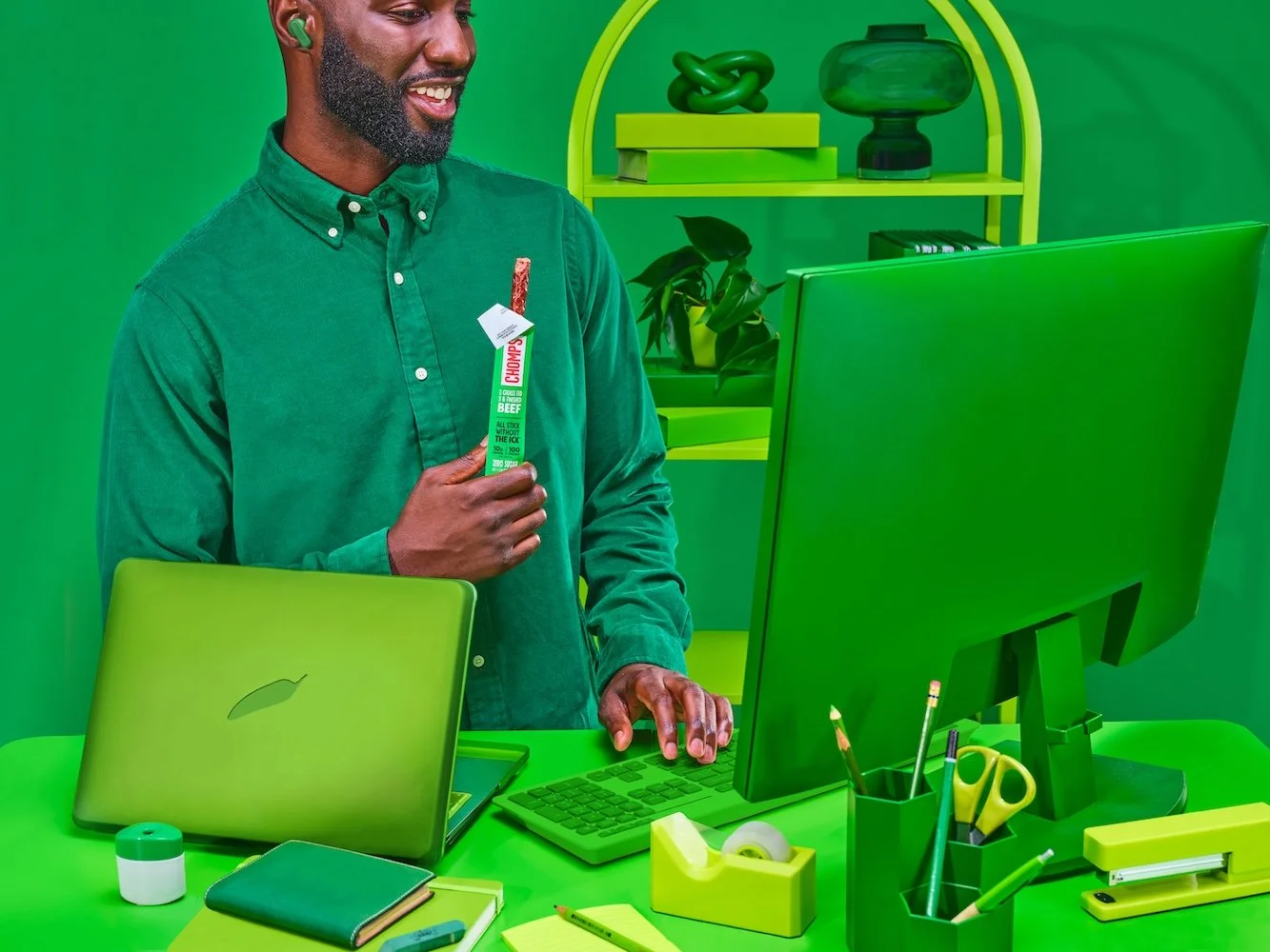 Heidi's Bridge_CHOMPS_20_WFH_Lifestyle_00493 R3 final.jpg