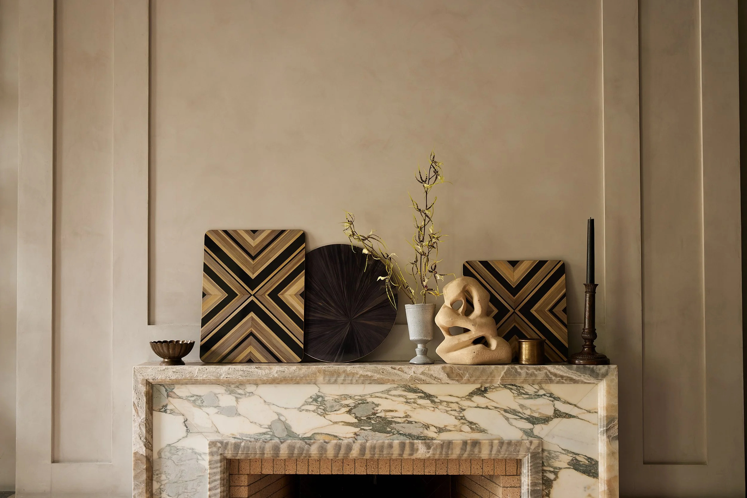 HESTIA_GEOMETRIQUE_14_1334_MAIN_layers copyRT_lighter.jpg