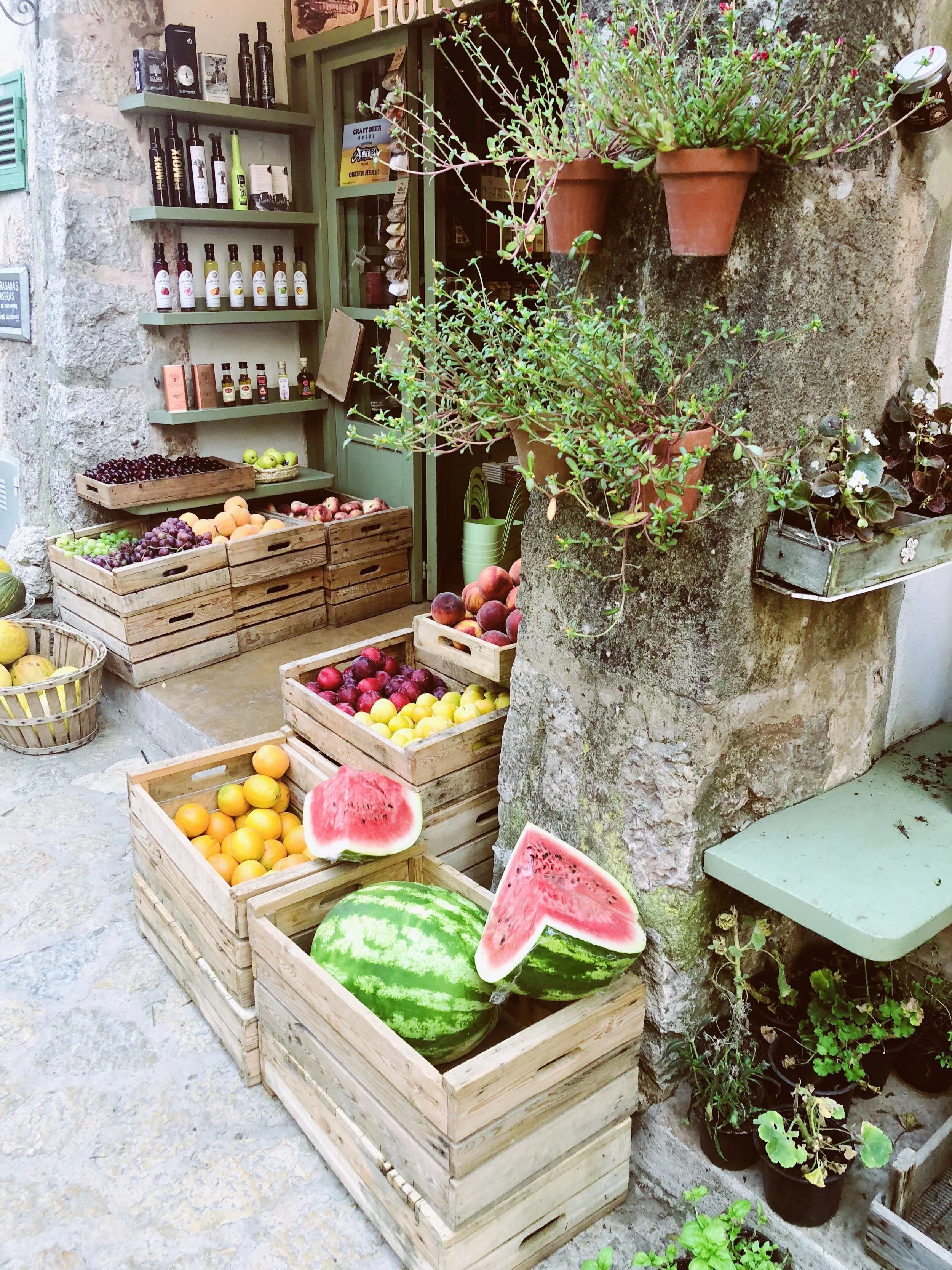 Little shops in Valldemossa, Mallorca.