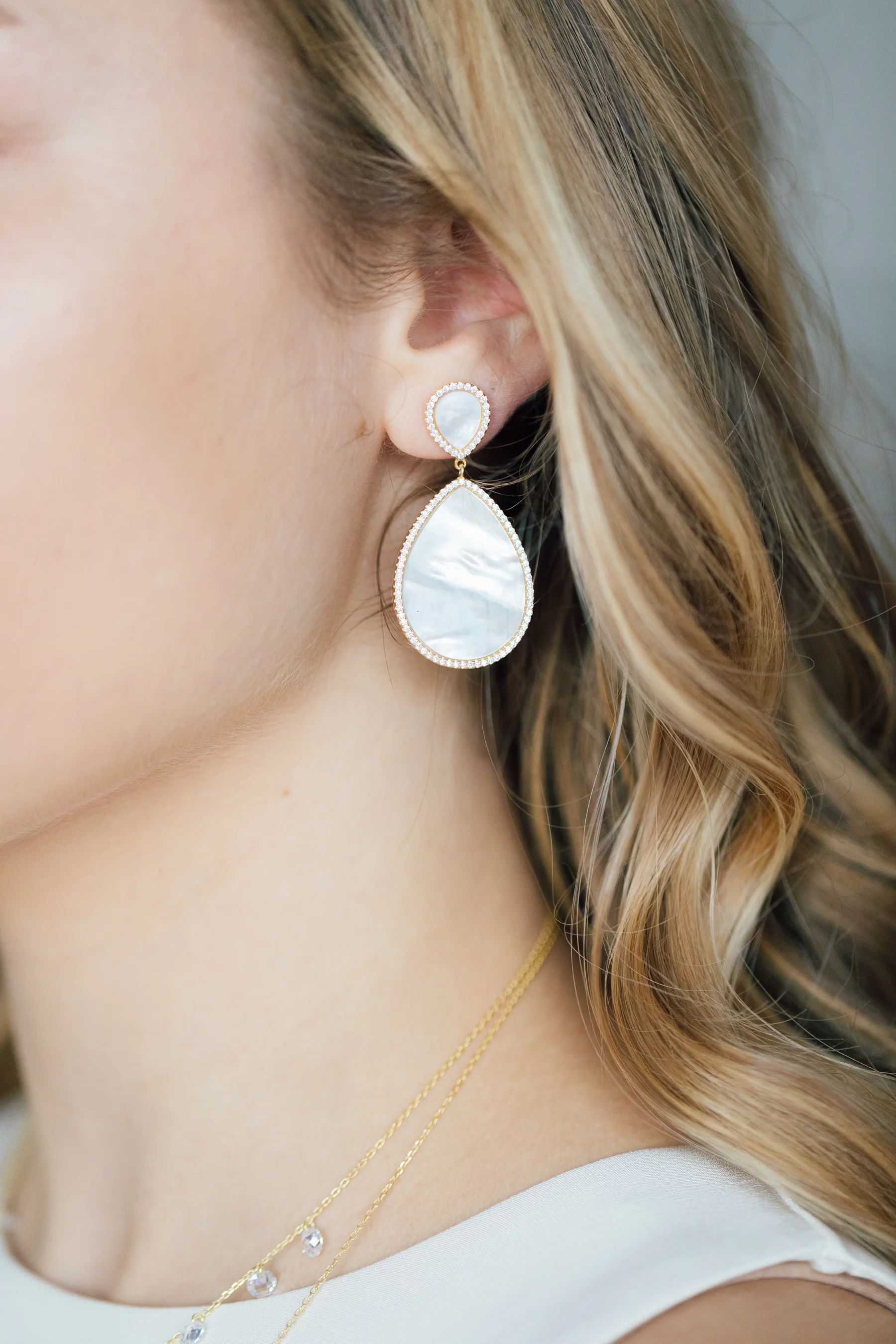 Dunay Joaillier's gorgeous Mother-of-Pearl earrings are perfect for any special occasion...