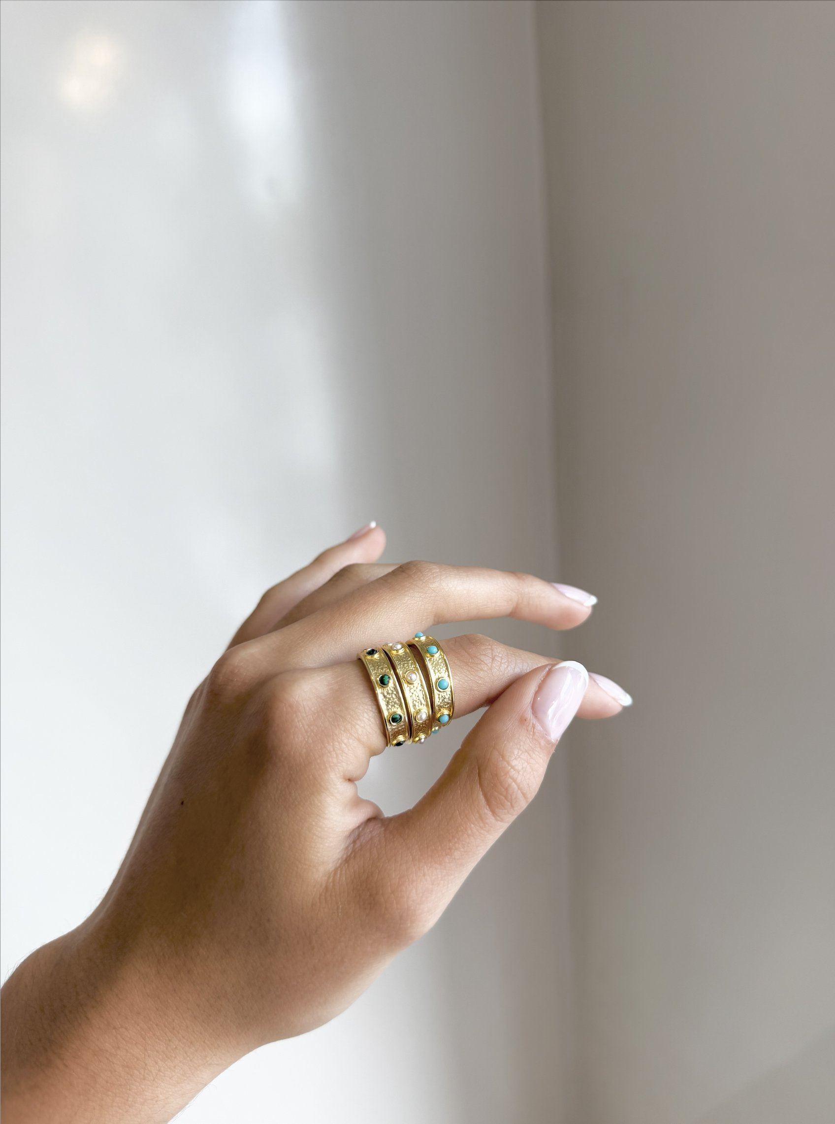 Gold Ring with Stones (white)