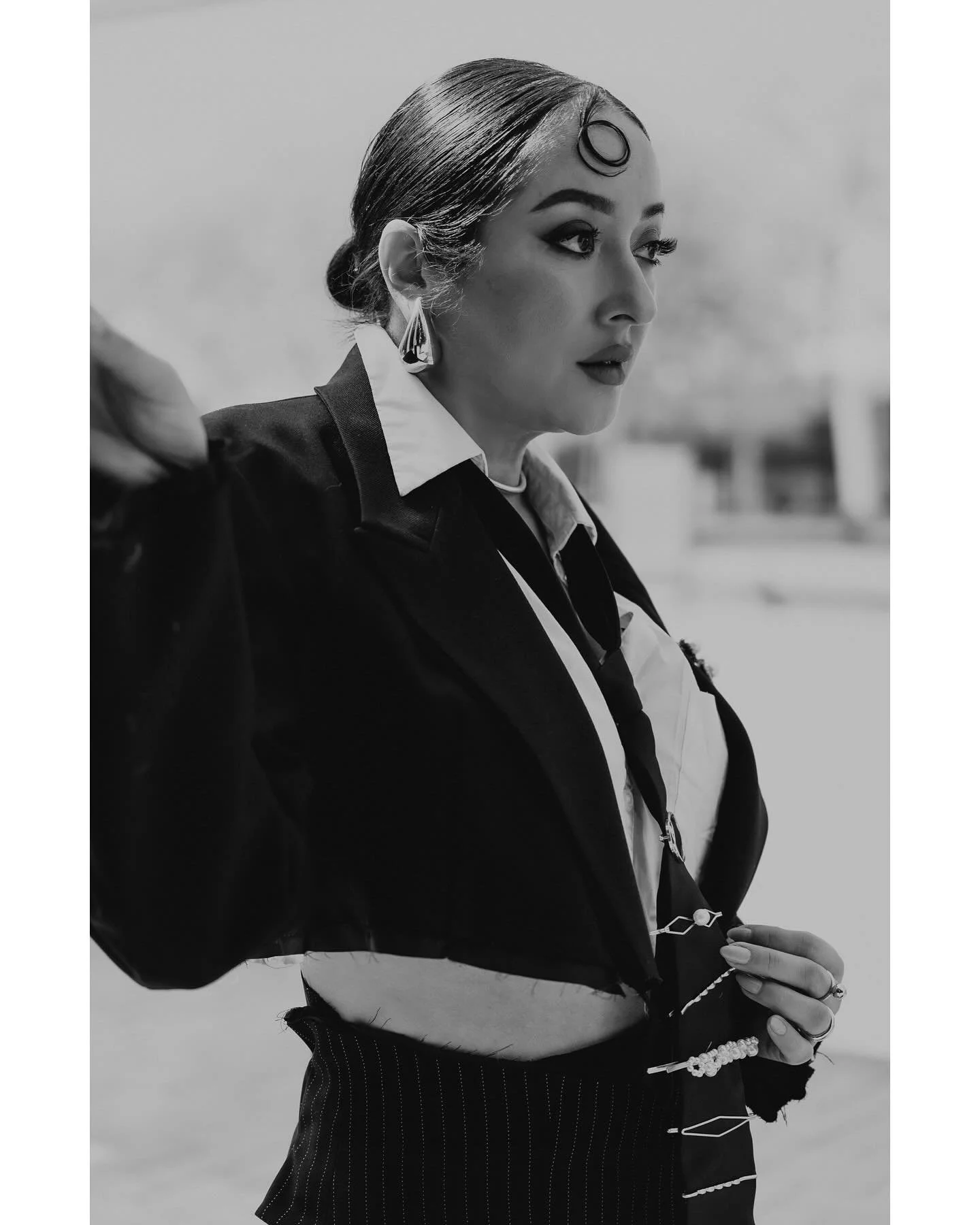 Veronica, Part I

#seattleportraitphotographer
#brandingphotography
#creativeportraits
#seattlewomeninbusiness
#editorialportrait
#styleandstory
#pnwphotographer
#fashionportrait
#bossbabeseattle
#modernbrandingphotos
#makeupartistbranding
#styledbyv