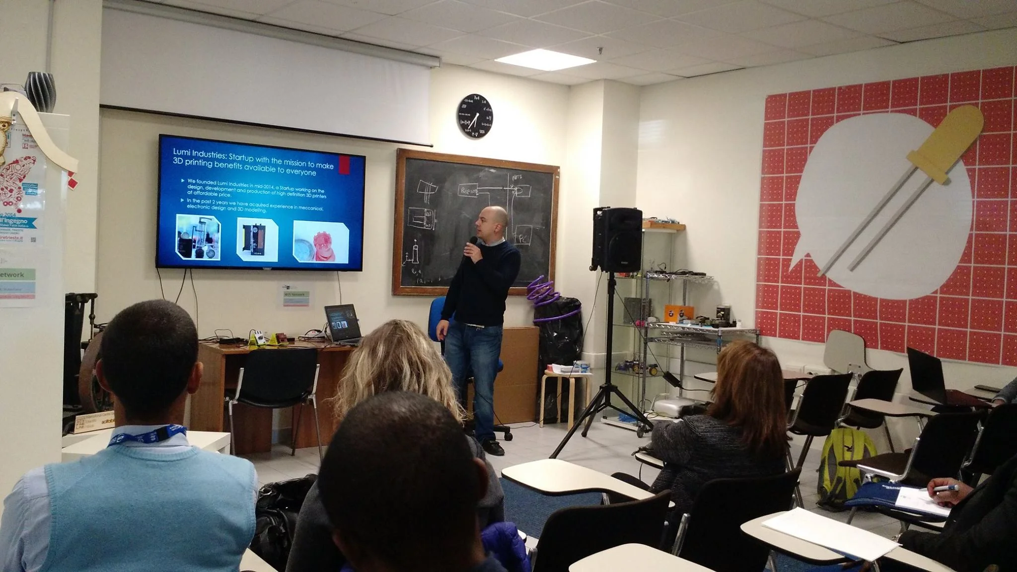 Presentazione di progetti Lumi Industries al Congresso Internazionale “Science Dissemination for Disables” presso ICTP: International Centre for Theoretical Physics .