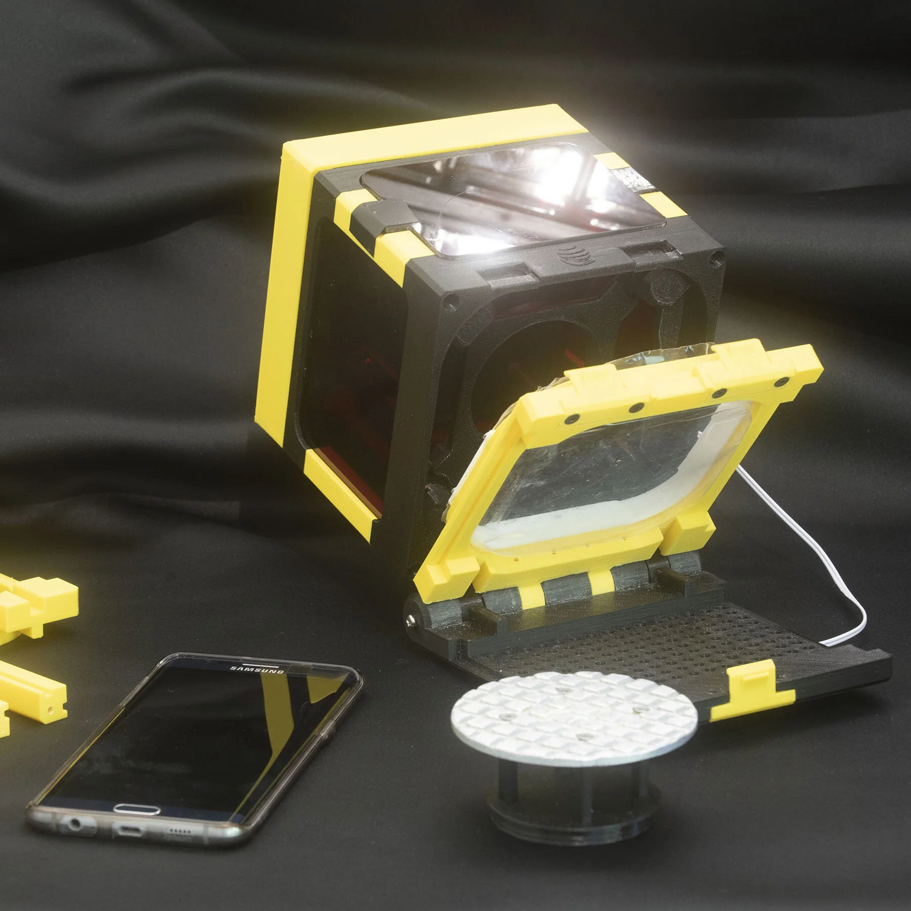 LumiBee_Opensource_3Dprinter.jpg