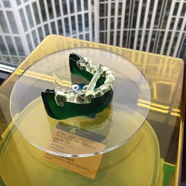 💯Perfect fitting, smooth surface with @harzlabs Yellow Clear resin for surgical guides.👍
Compatible with DLP/LCD #3dprinter 
Check it out in the #lumistore
#harzlabs #dental #3dresin #3dprinting #lumindustries #3Dprinted #3dprint #dentistry #stampa