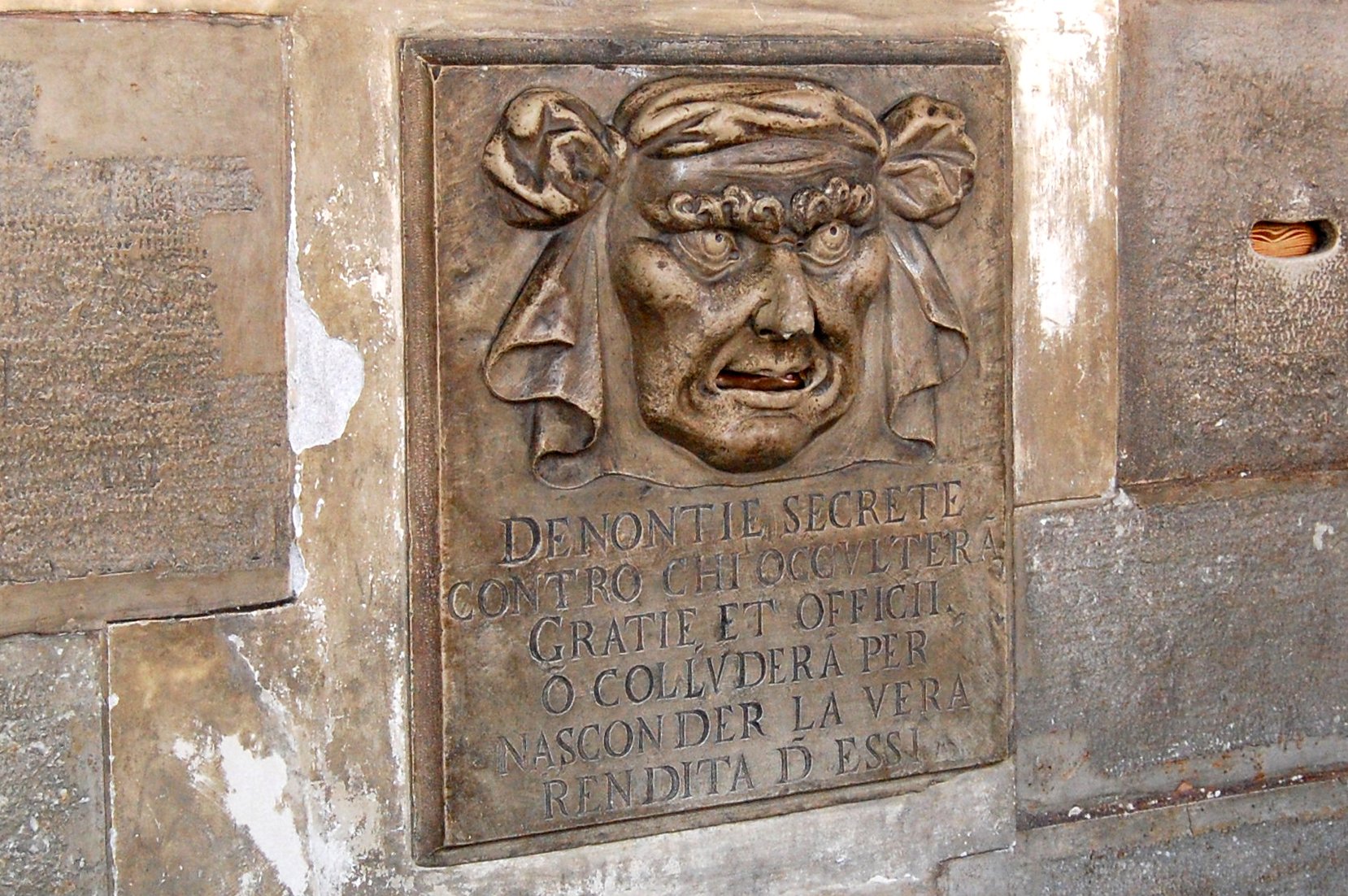 Venice Doge's Palace 10052007 05.jpg