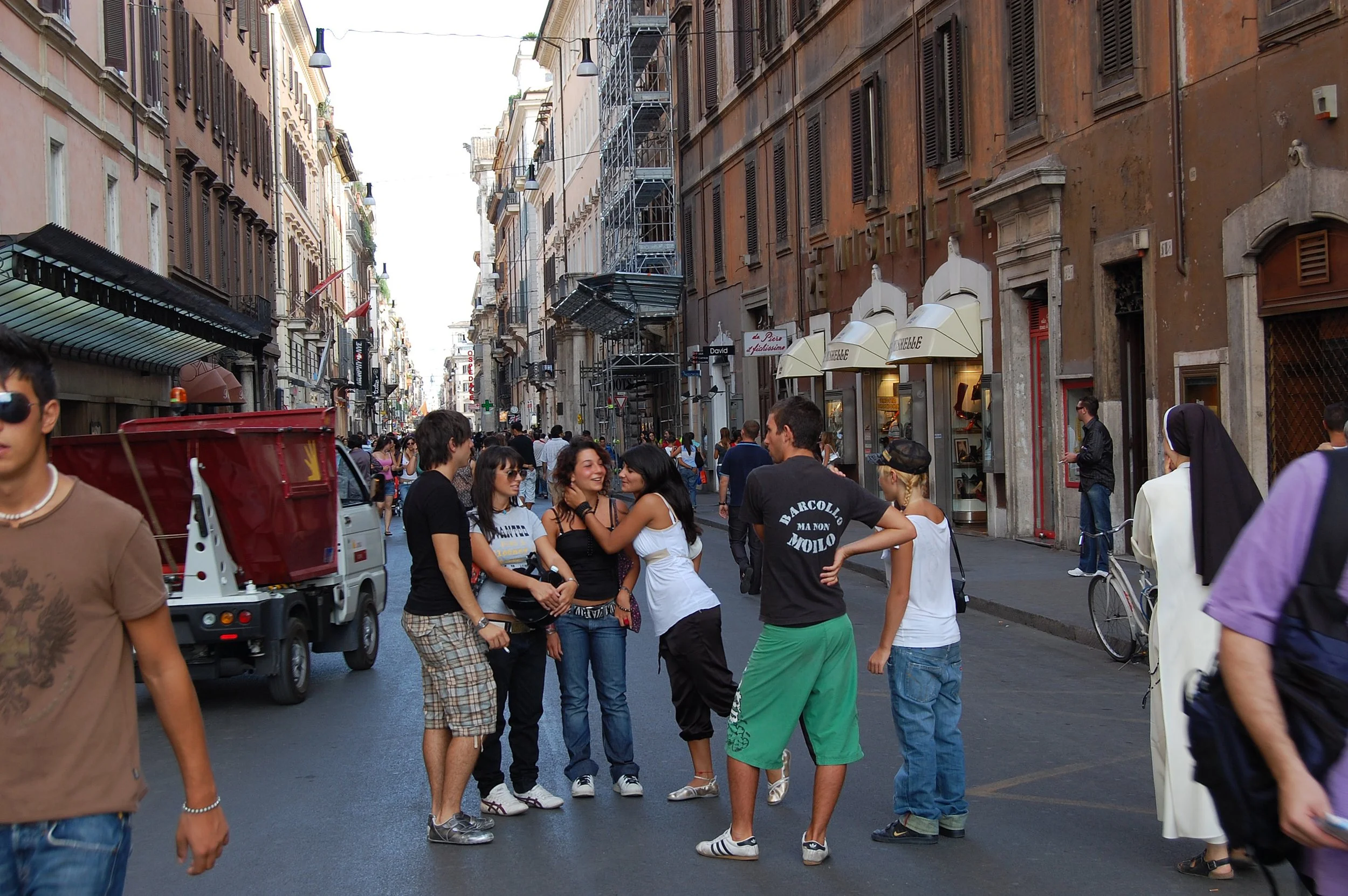 Rome Tourist 2007 02A.jpg