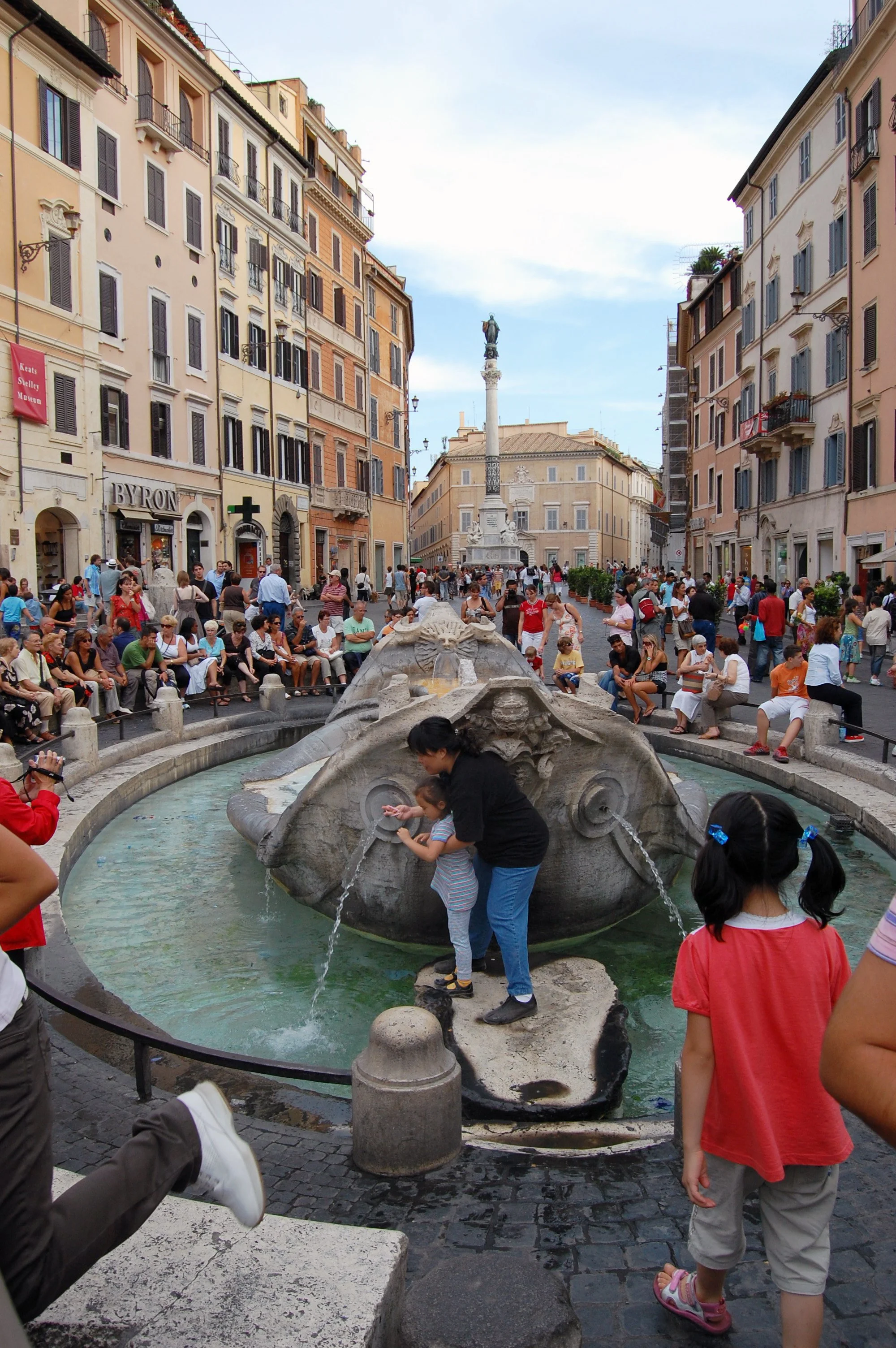 Rome Tourist 2007 07.jpg