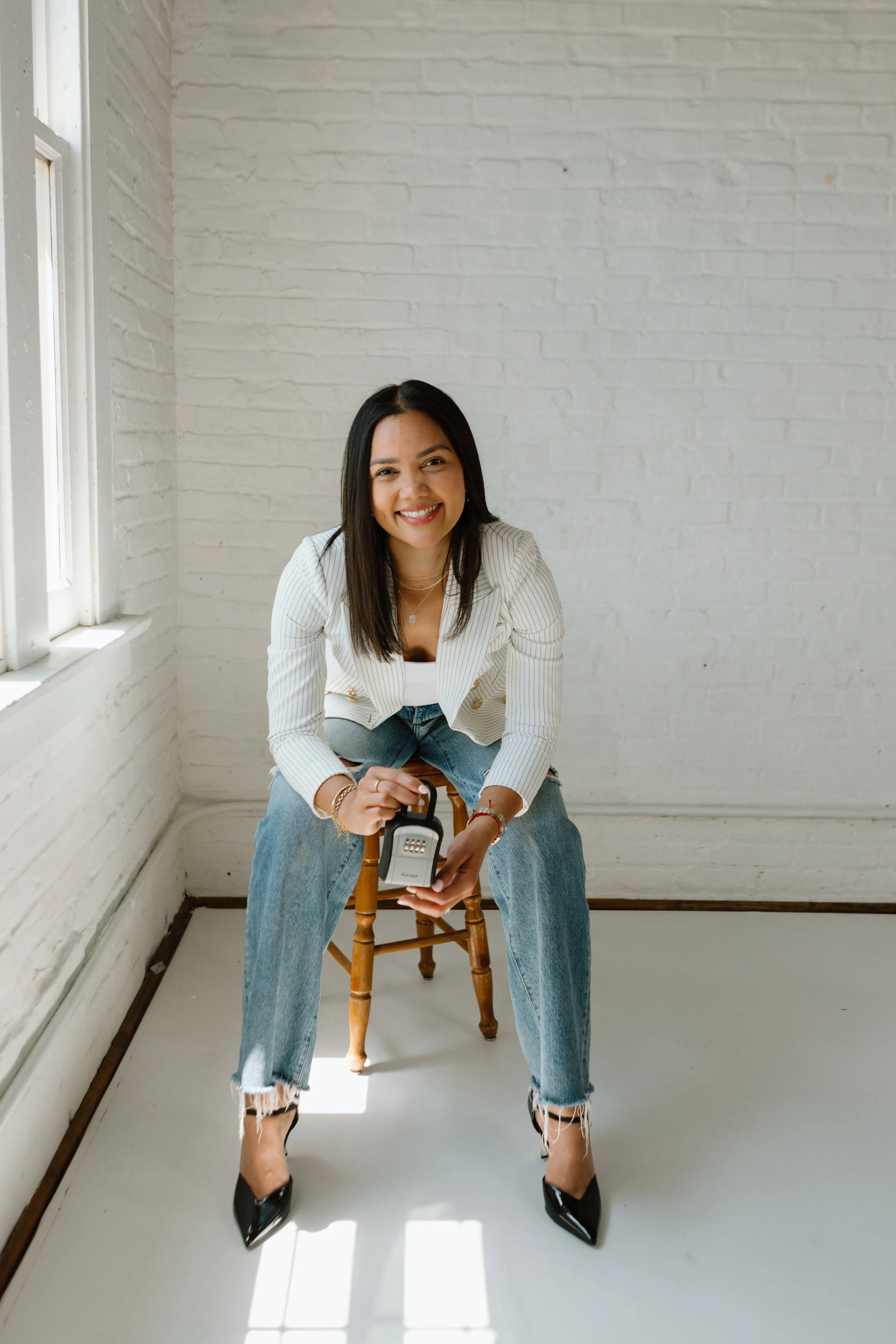 Hershey Pennsylvania Realtor, Johanna Orosa | Studio Session