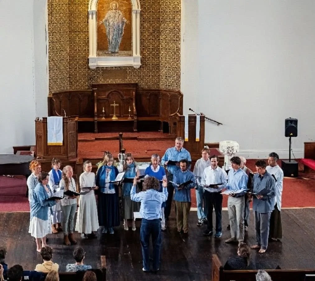 Aurica Mundi performs