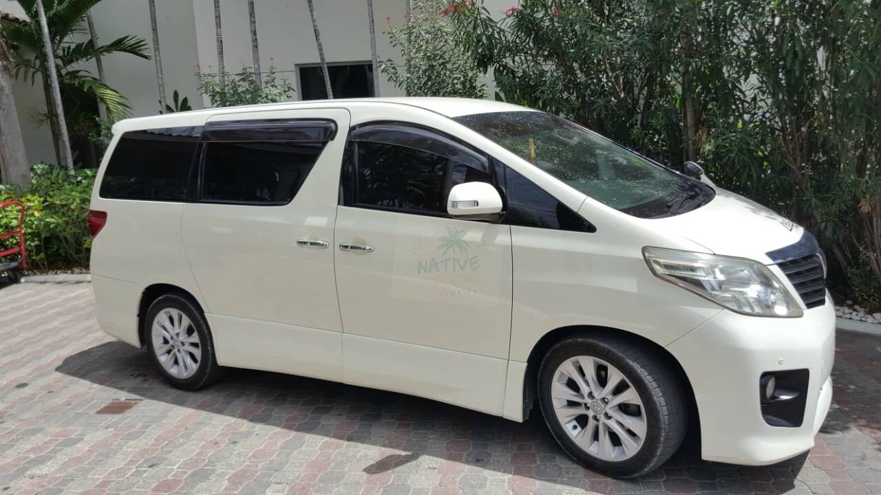 NTWhite Alphard.jpg