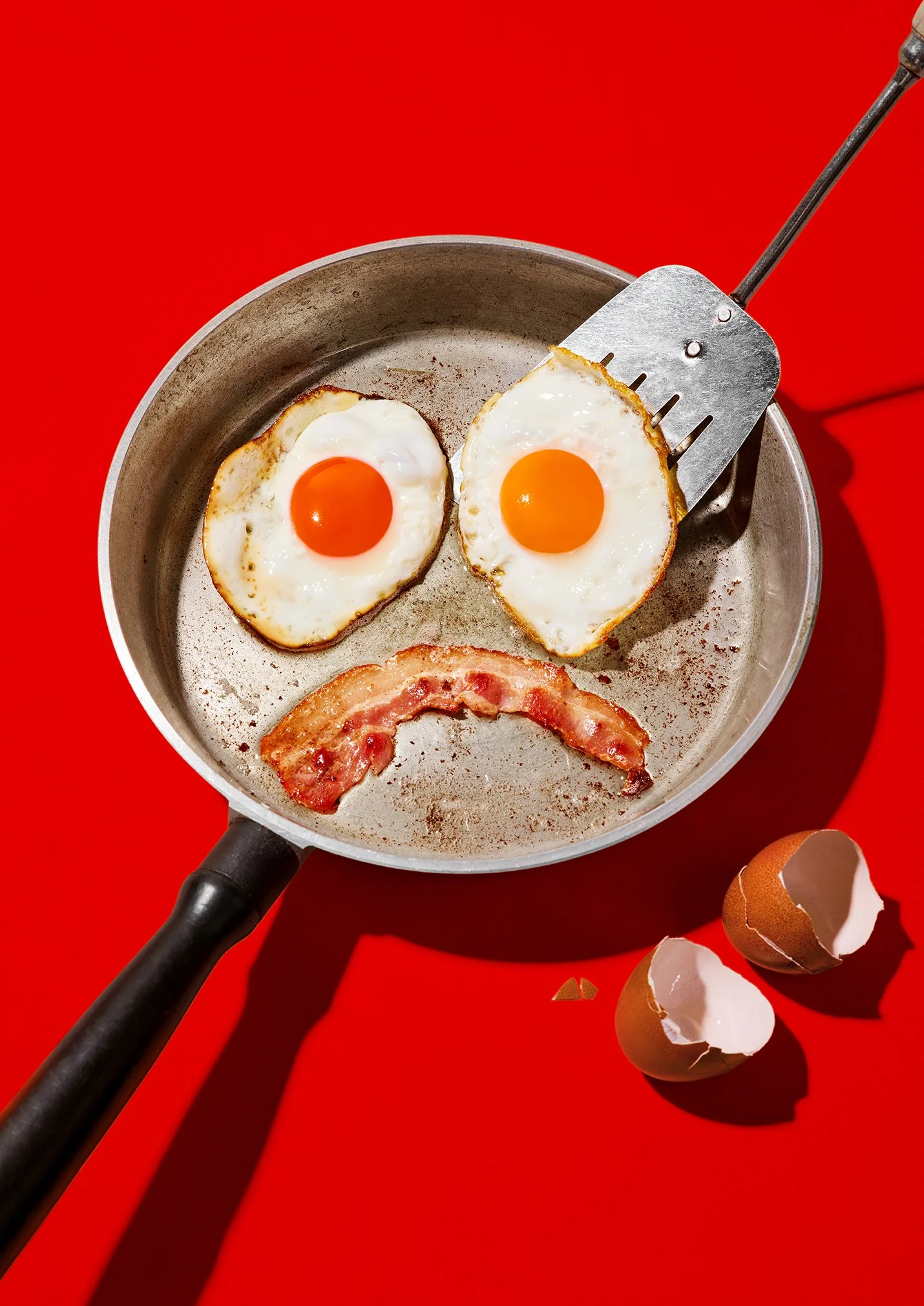 Eggs Pan_103Warmer red.jpg