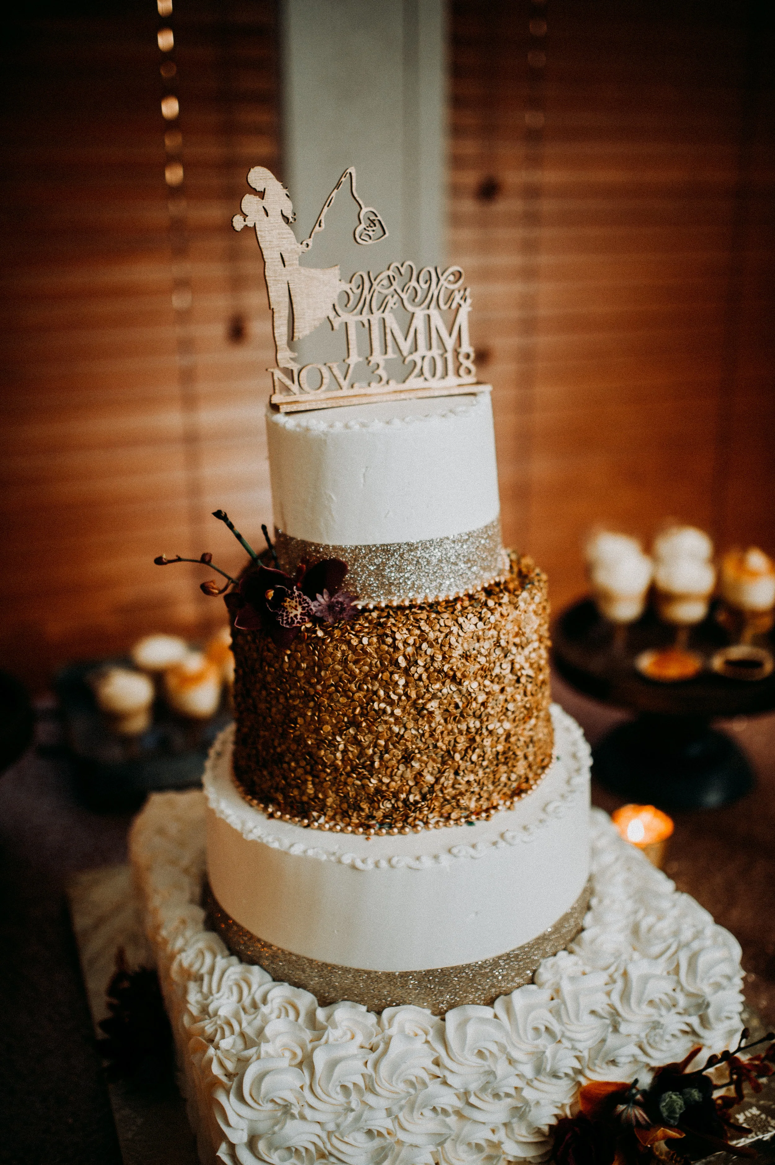 rustic wedding fall colors cake brown.jpg