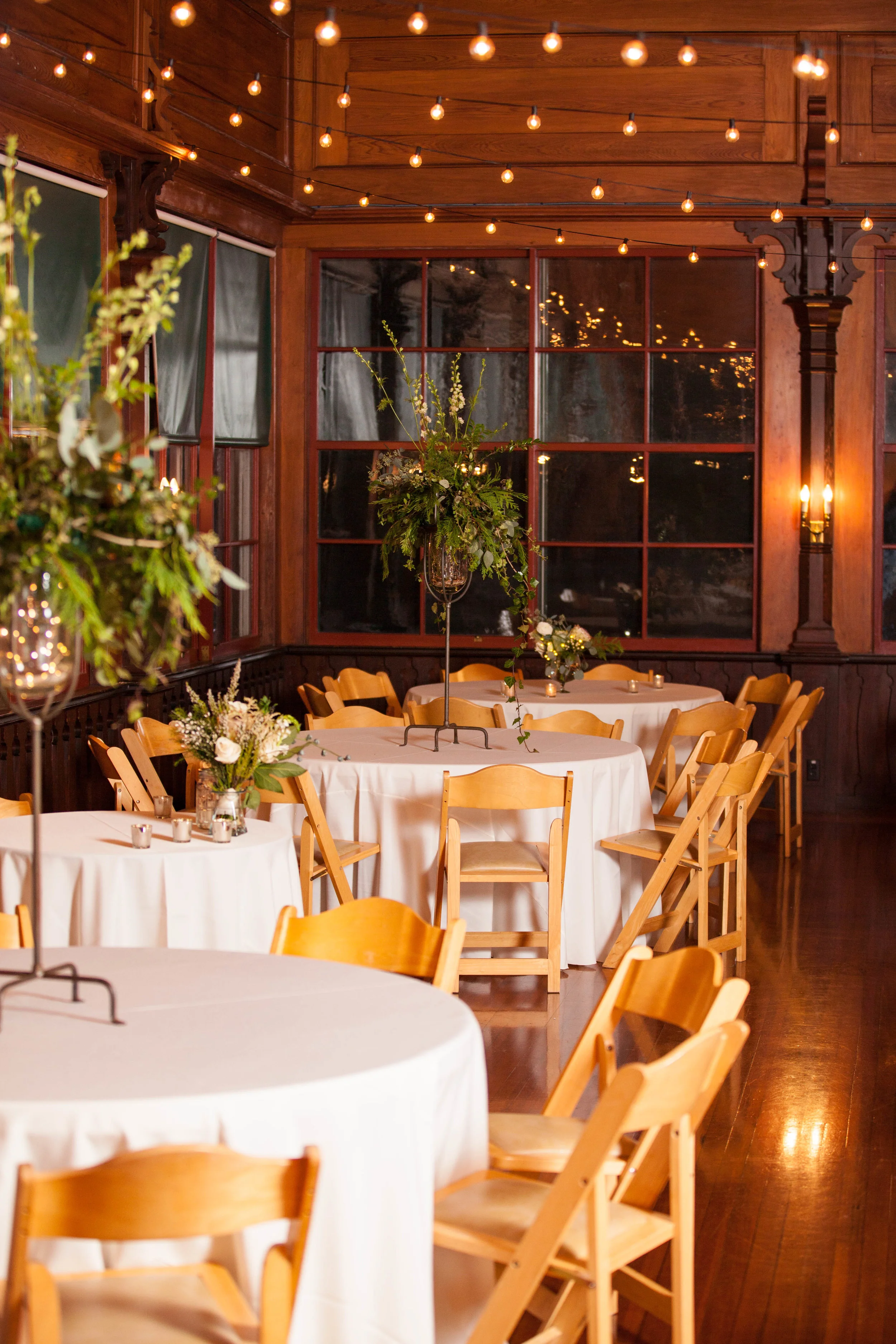 wedding budget tips table decorations.jpg