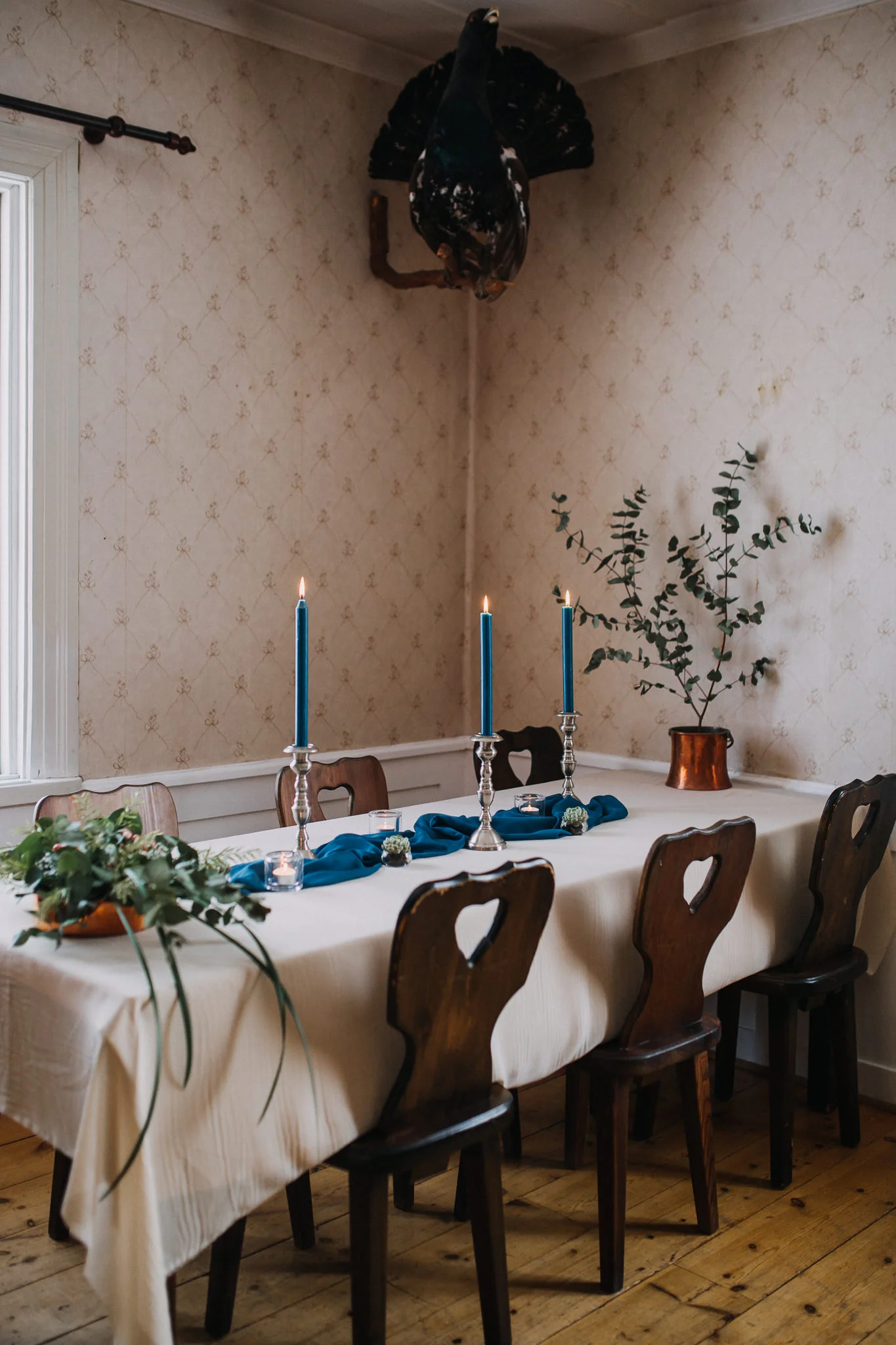 rustic wedding venue.,.jpg