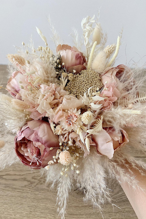 15 Exquisite Blush Bridal Bouquets Inspiration And Advice To Plan The Perfect Wedding
