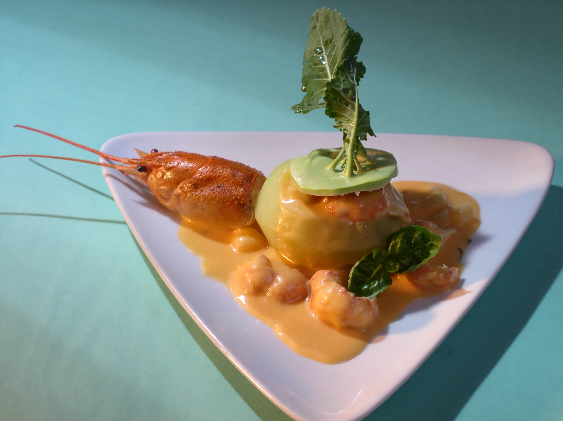 Krebsragout in Kohlrabi gefüllt