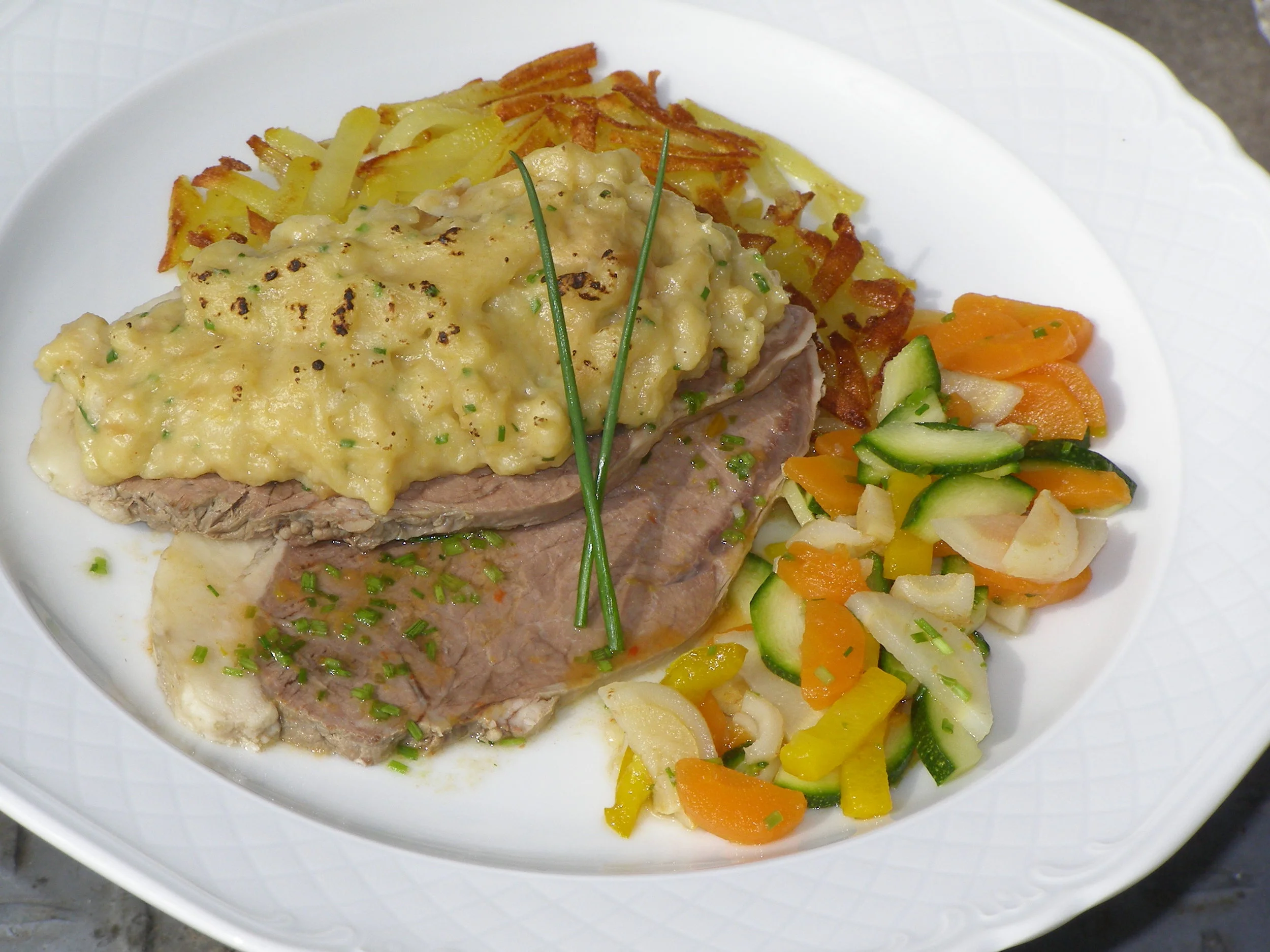 Gekochtes Rindfleisch (Tafelspitz oder Schulterspitz)