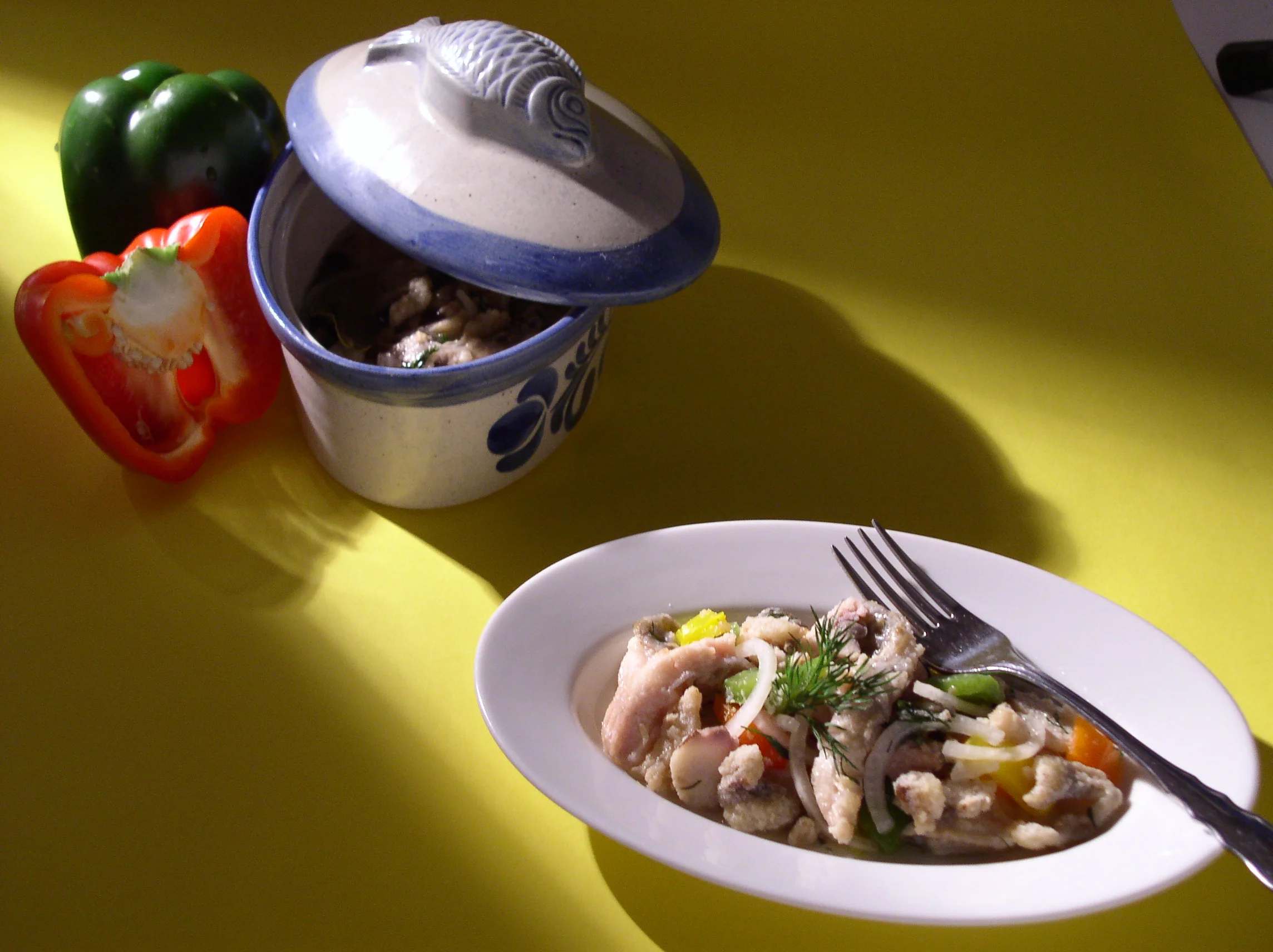 Sauer eingelegter Fisch (gebraten) / Sauerfisch-Salate