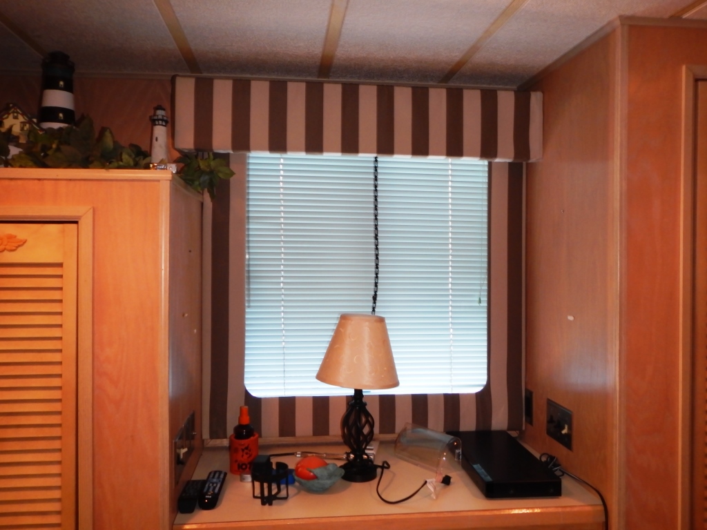 Dresser between closets in master.jpg