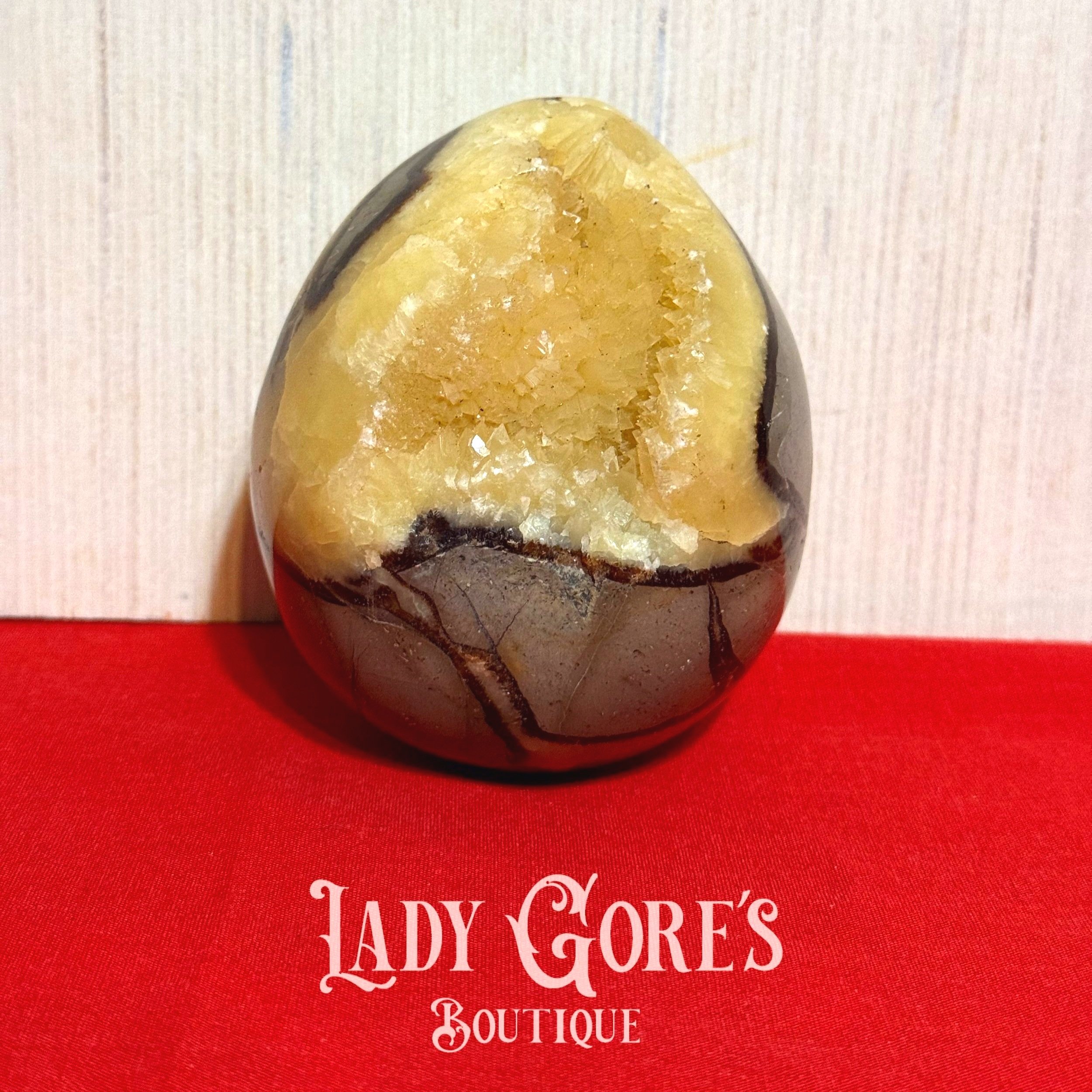 Lady%2BGore%2B-%2B%2BSeptarian%2BQuartz%2BEgg-10.jpg