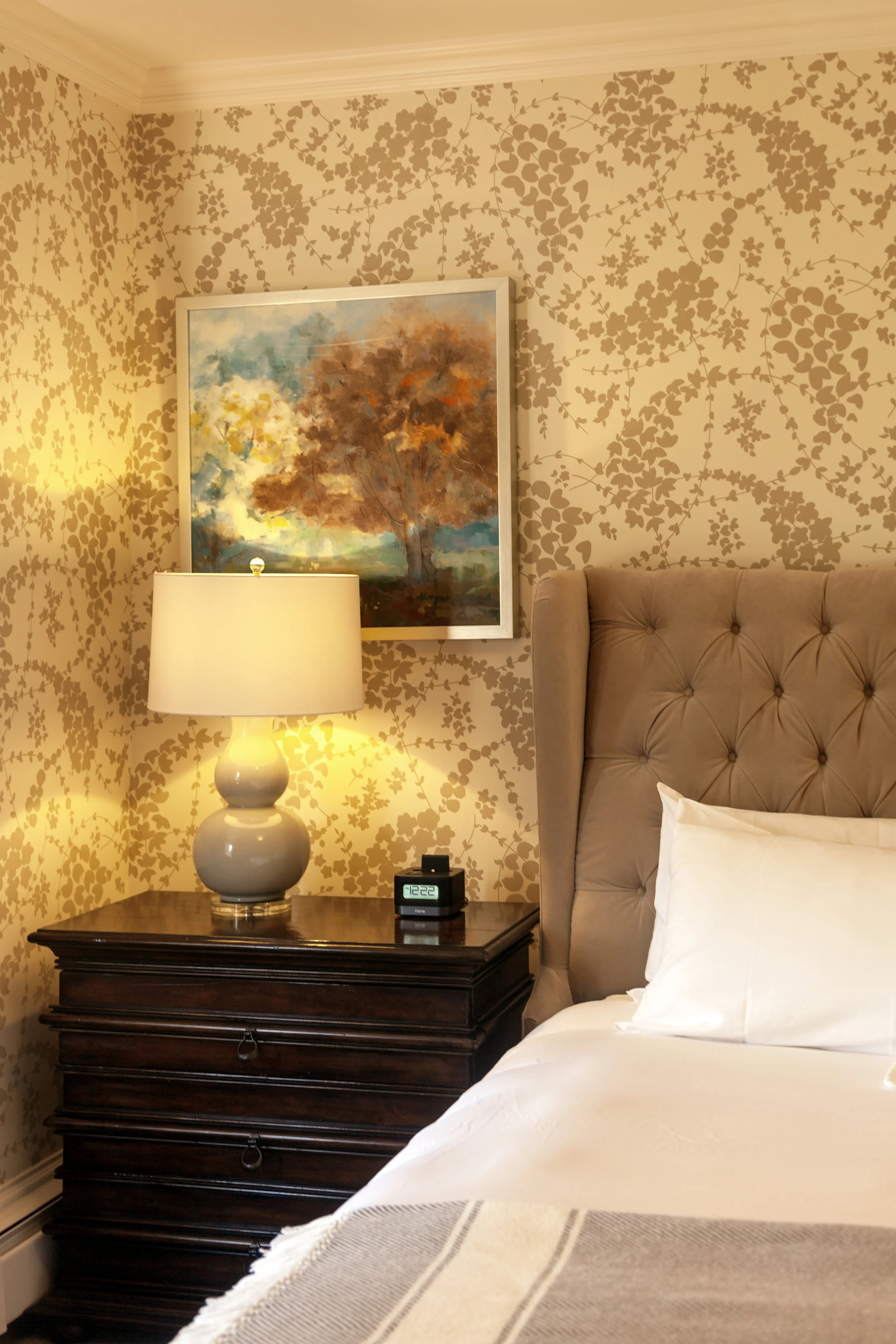 Yellow Room.jpg
